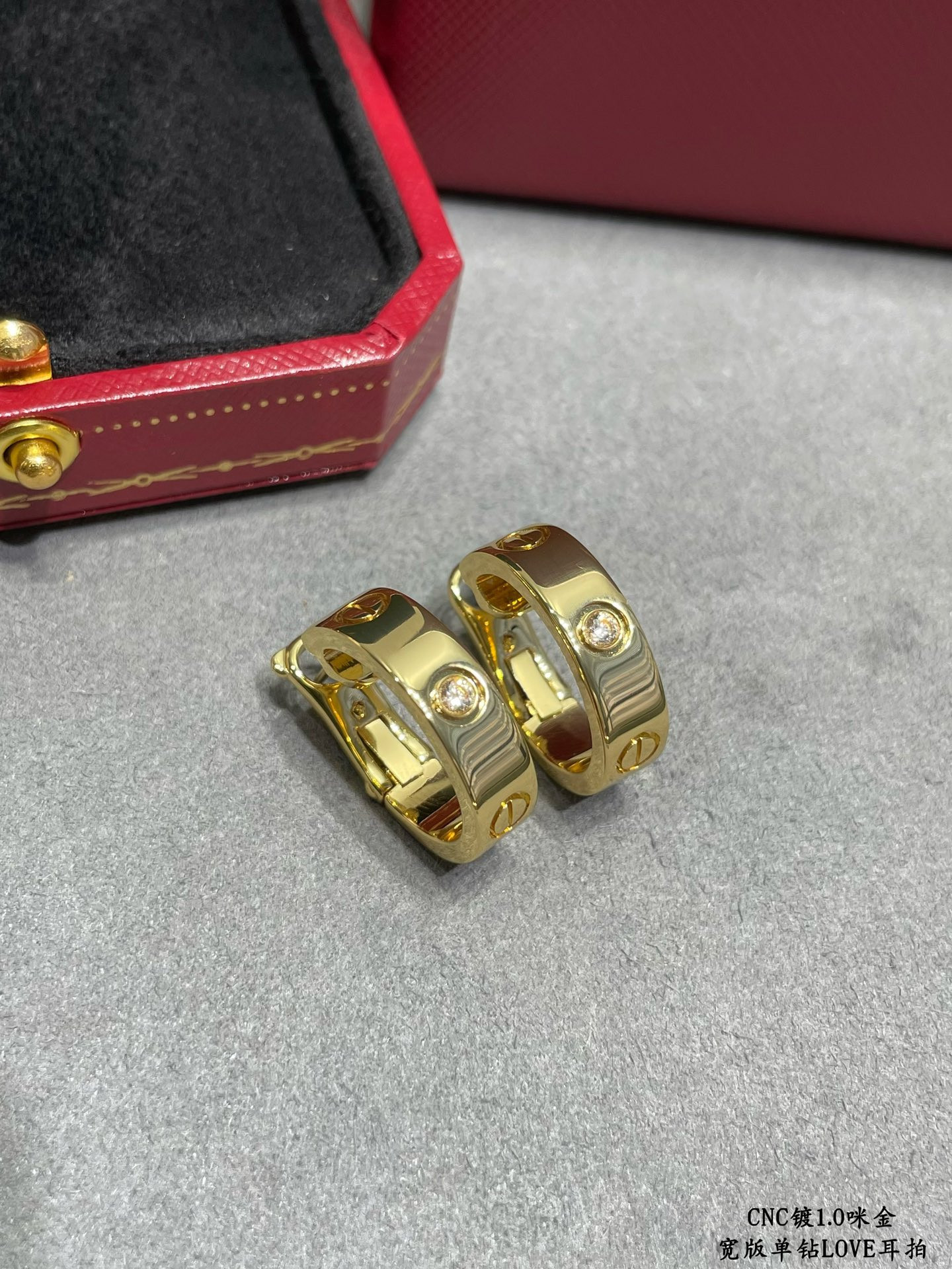 ca*t*er wide version single Di*m*nd love earrings