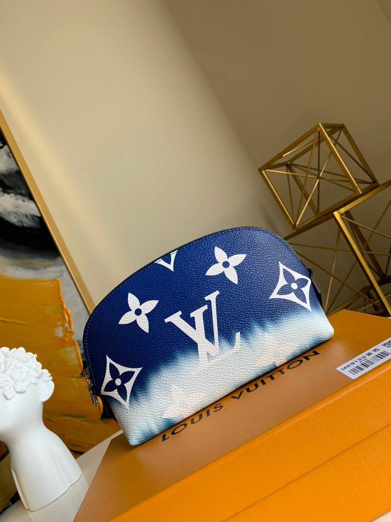 LV ESCALE POCHETTE COSMETIQUE M69138