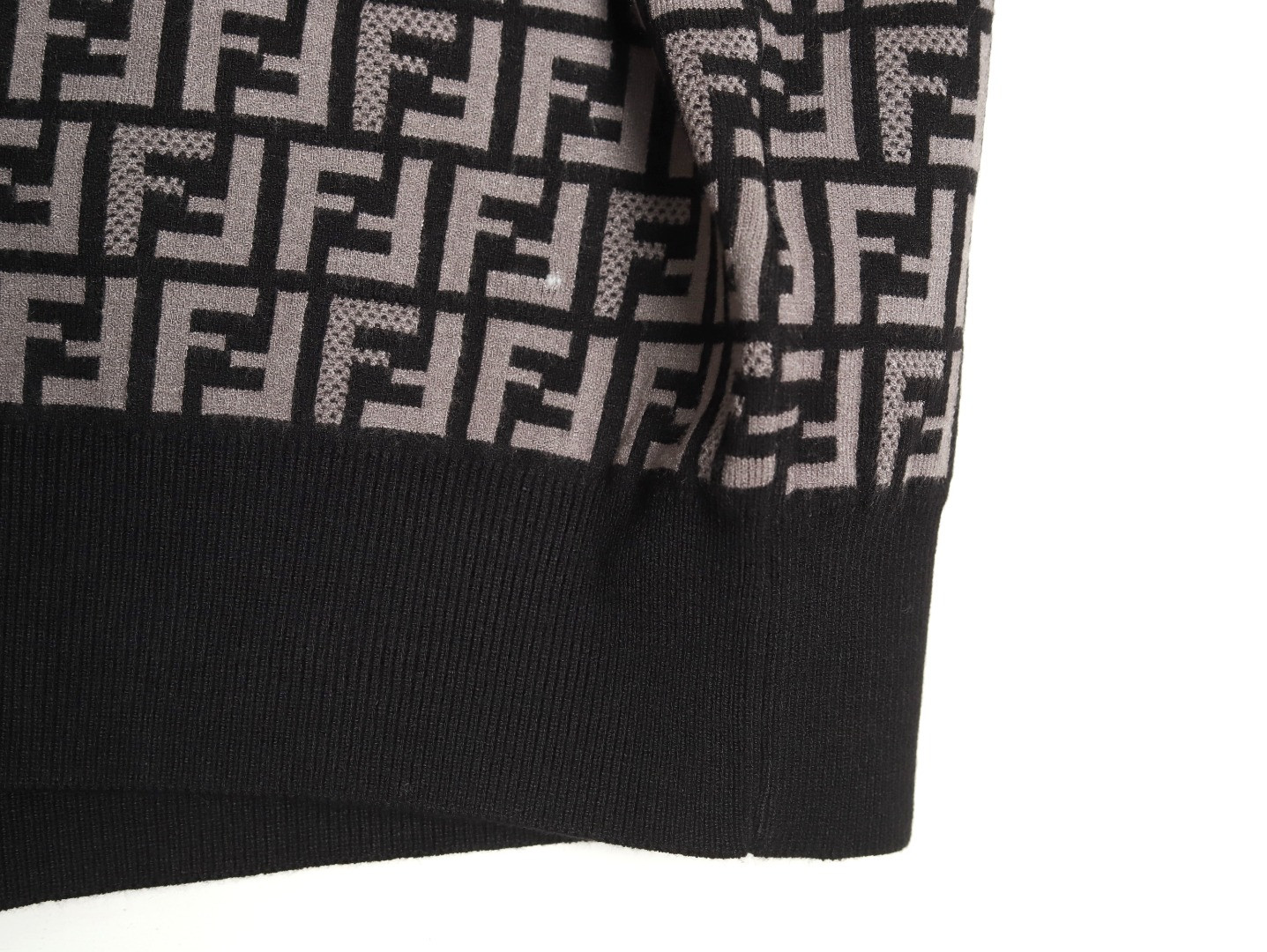 F**di fd knitting short-sleeved