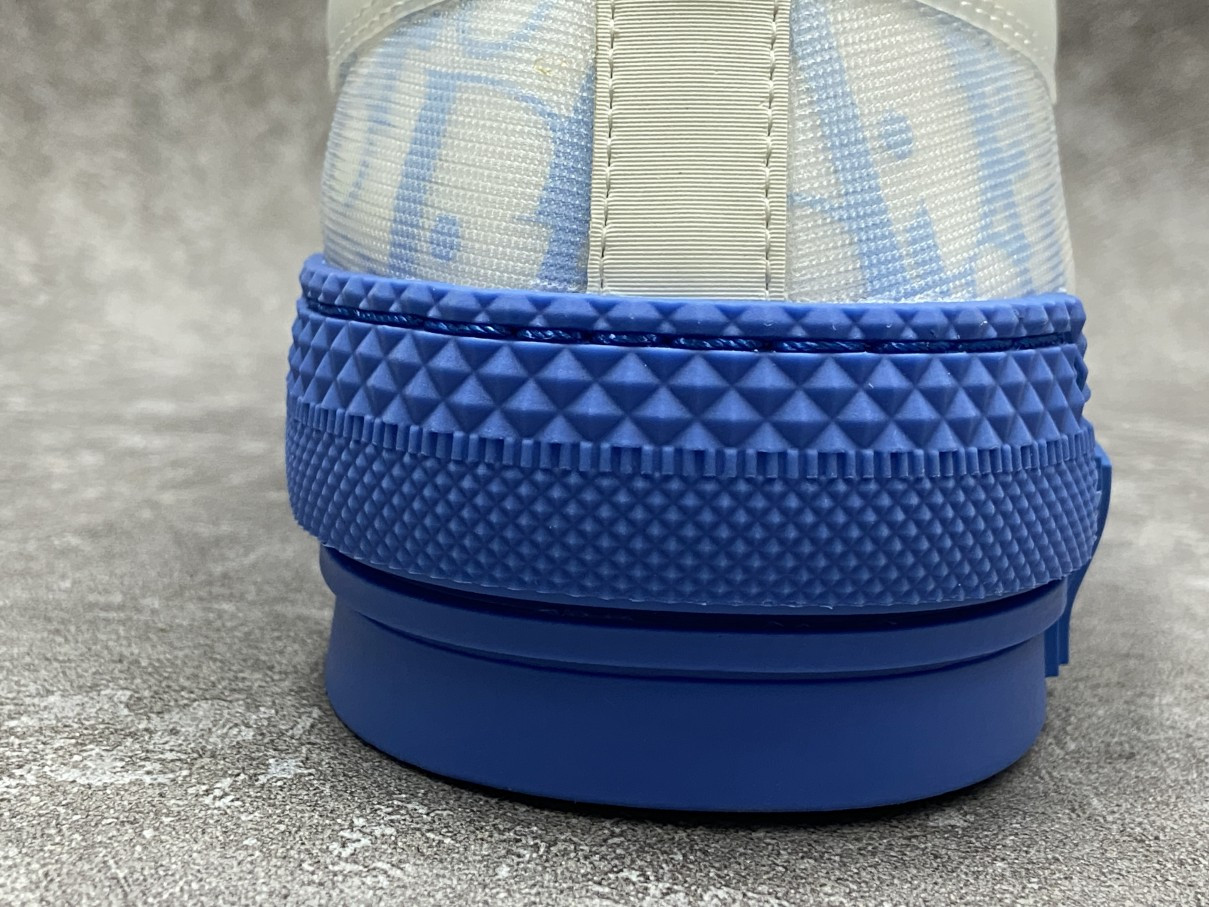 D*or b23 low top gradient blue