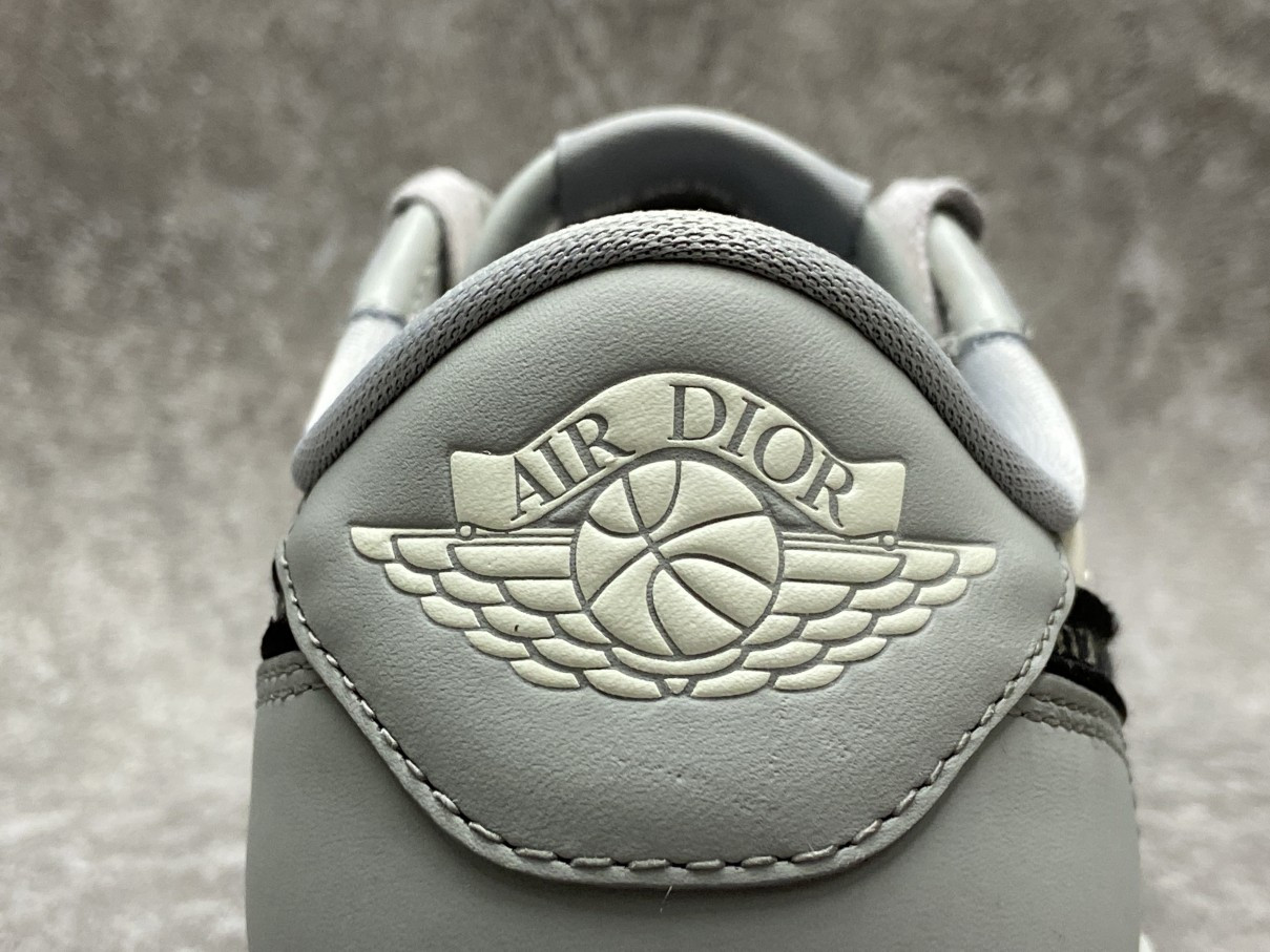 air jordan 1 retro low D*or (blue box version)