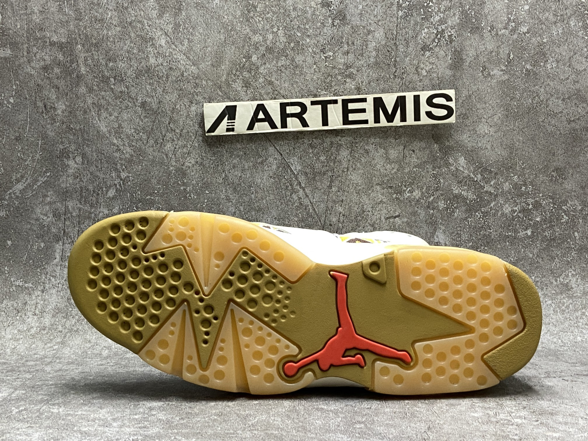 Air Jordan 6 Retro Quai54 Sail Brown