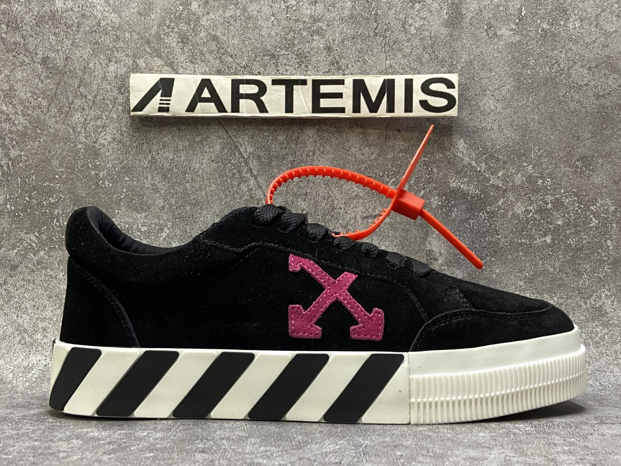 OFF-WHITE Vulc Low Black Fuchsia