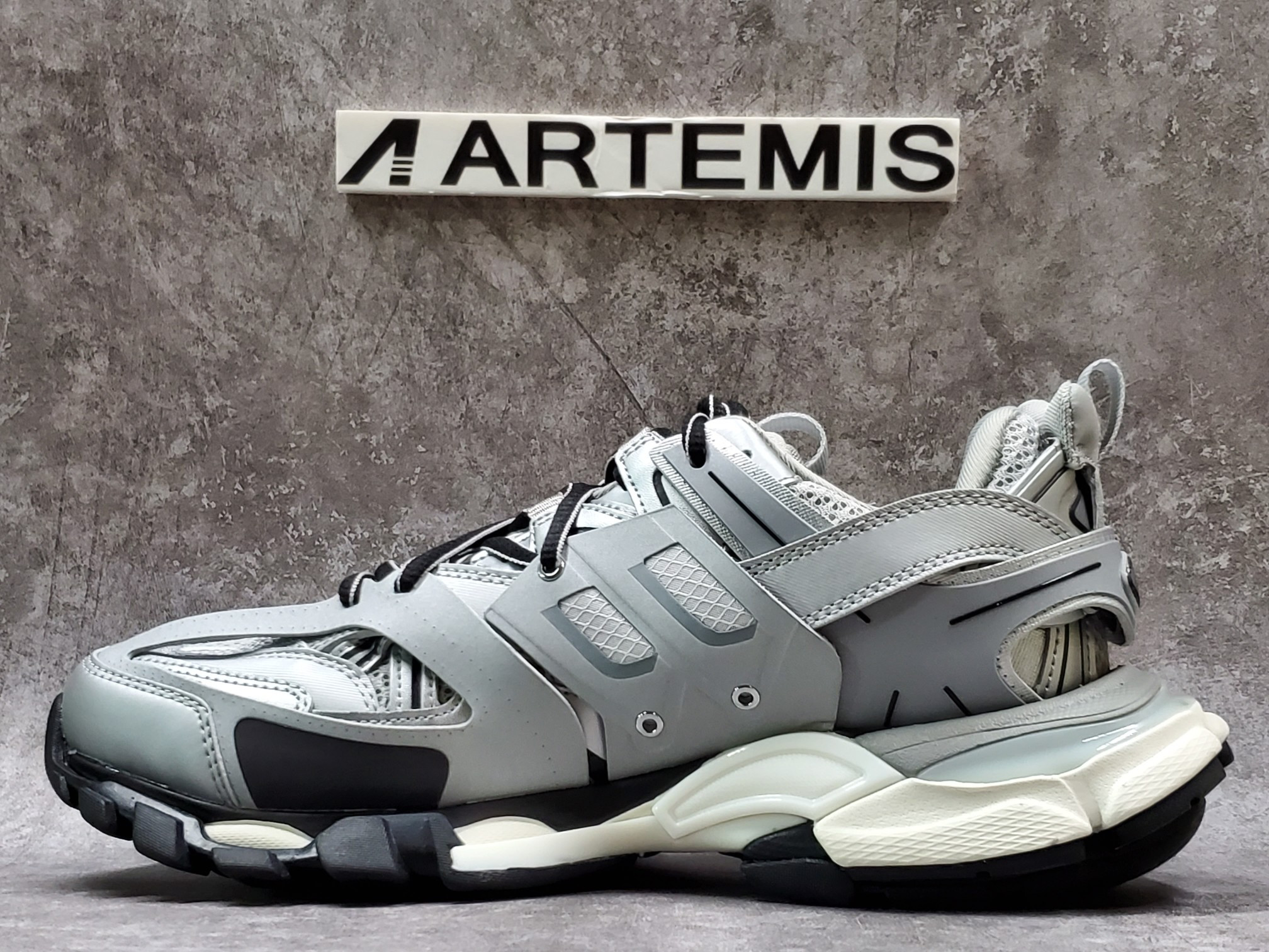 Balenciga Track 3.0 Silver Grey