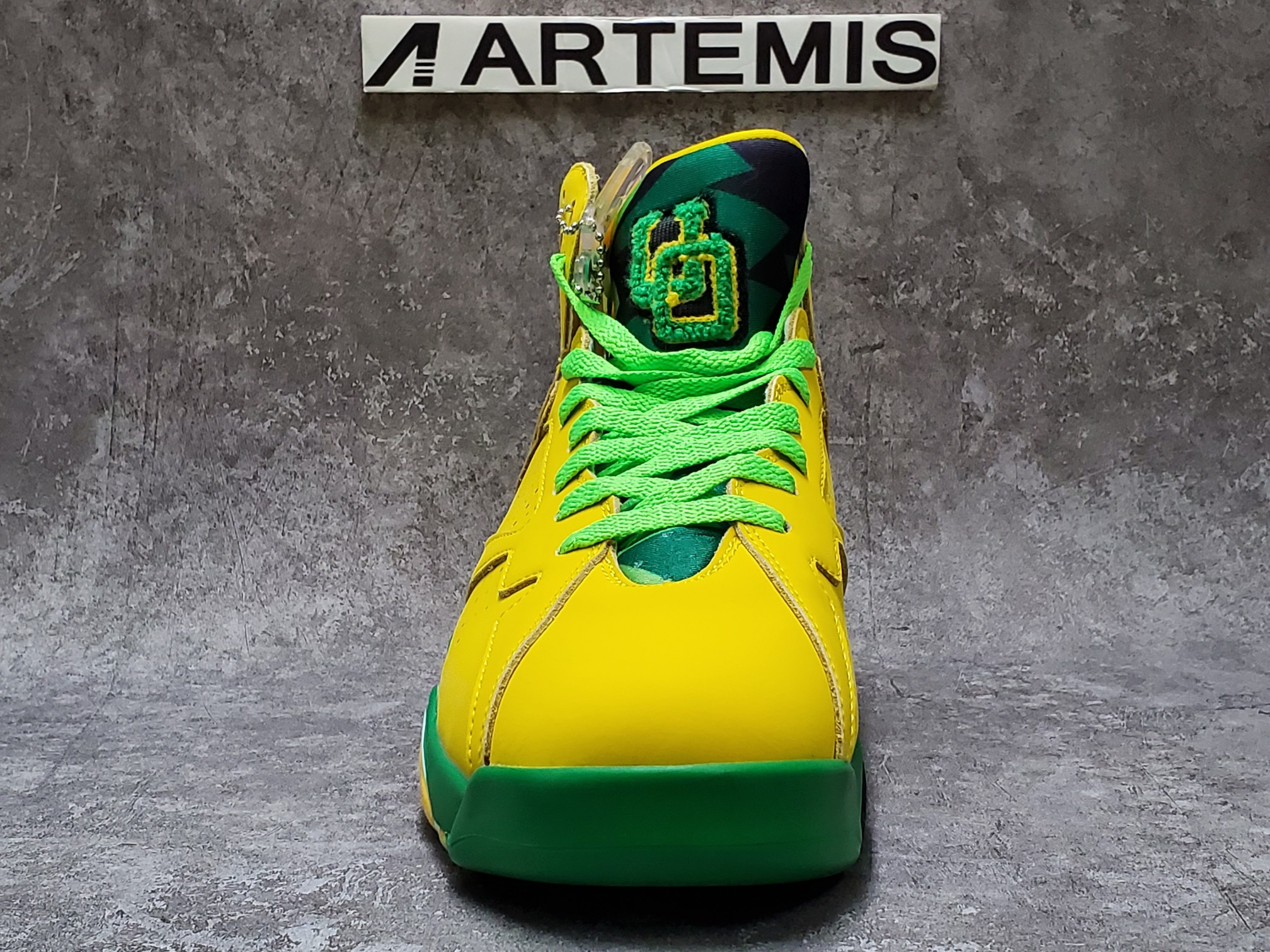 Air Jordan 7 PE University of Oregon Duck