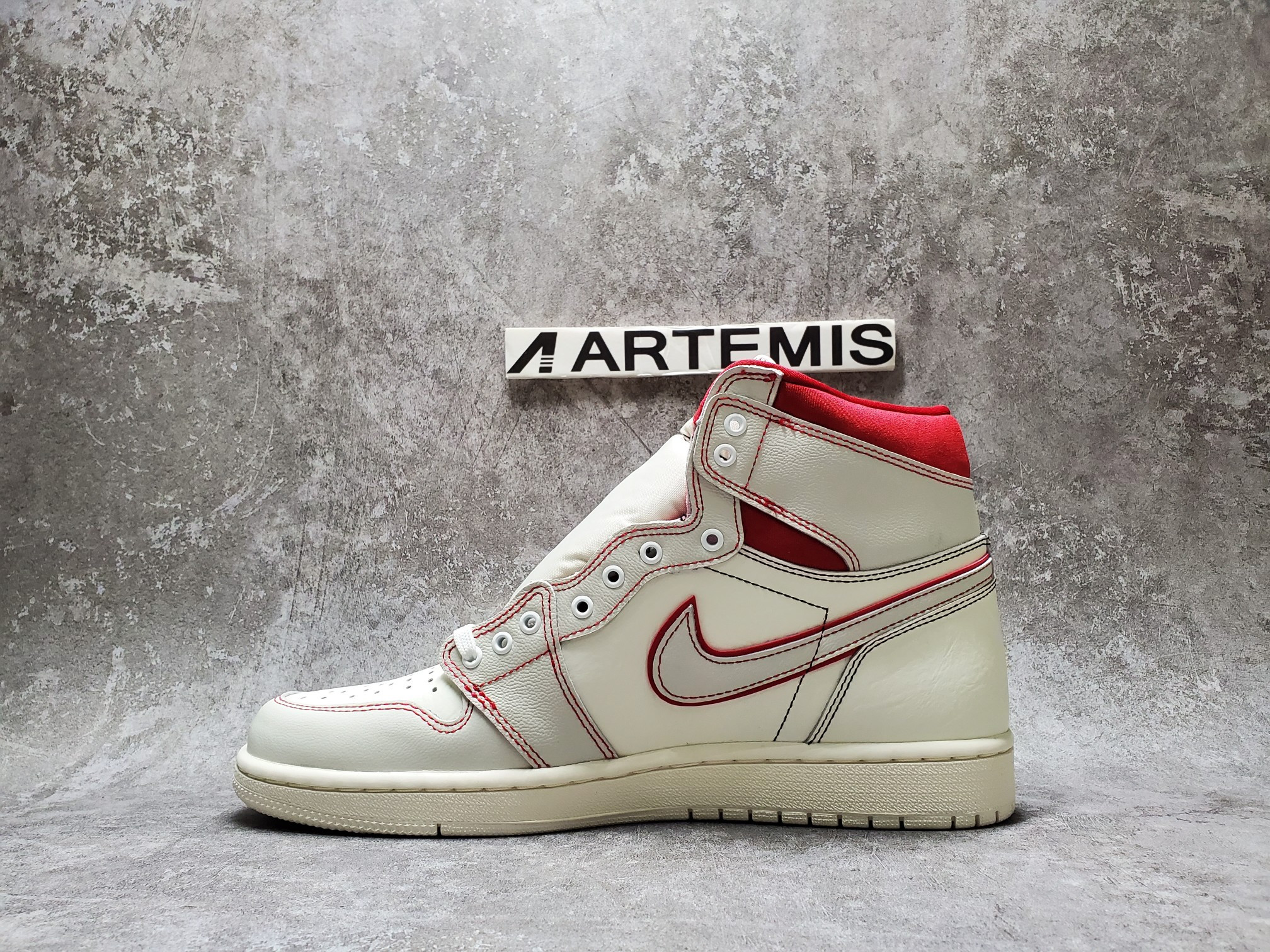Air Jordan 1 Retro High Phantom Gym Red