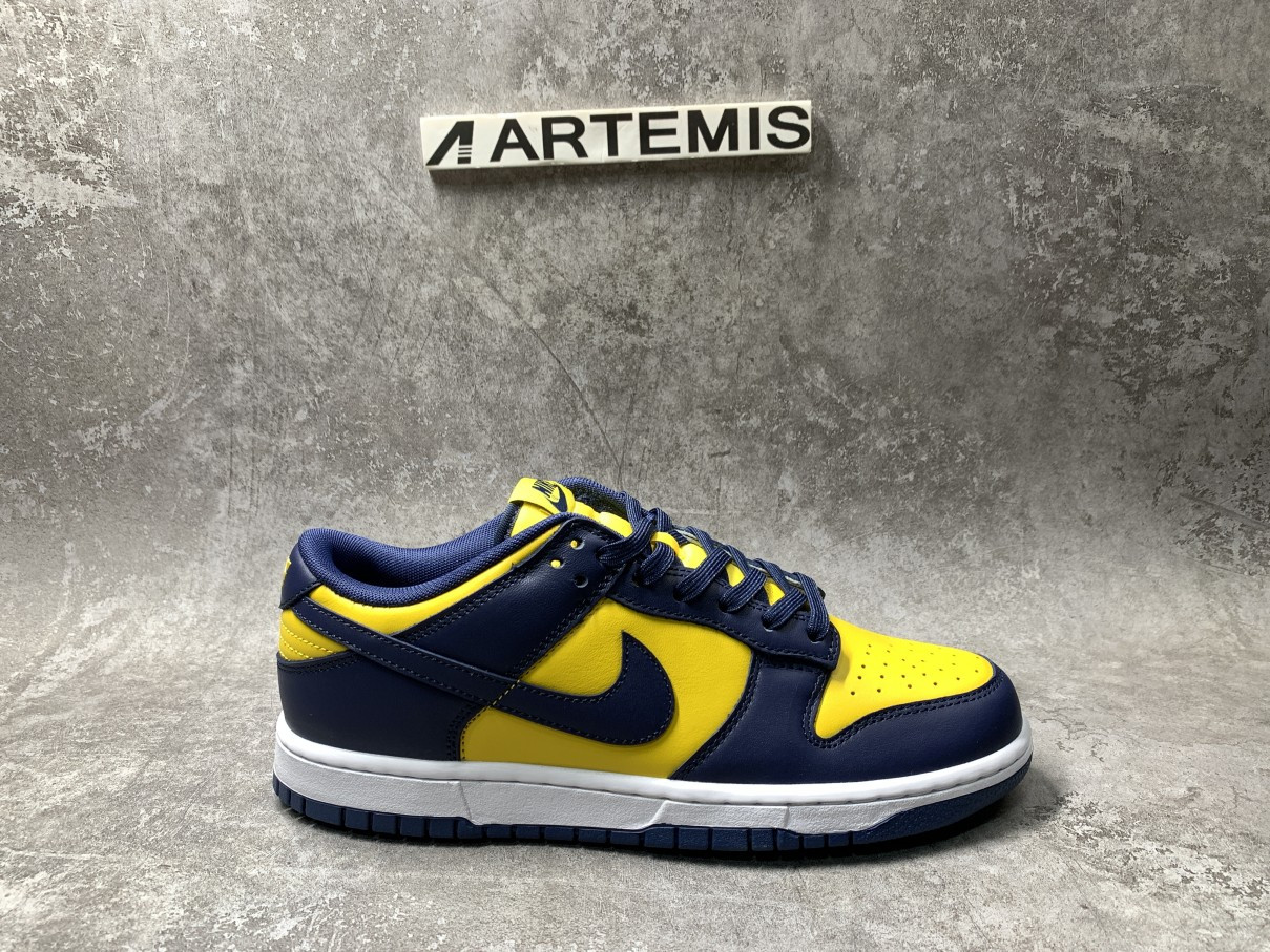 Nike Dunk Low Michigan