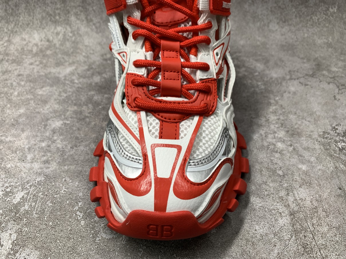 Balenciga Track 2.0 White Red