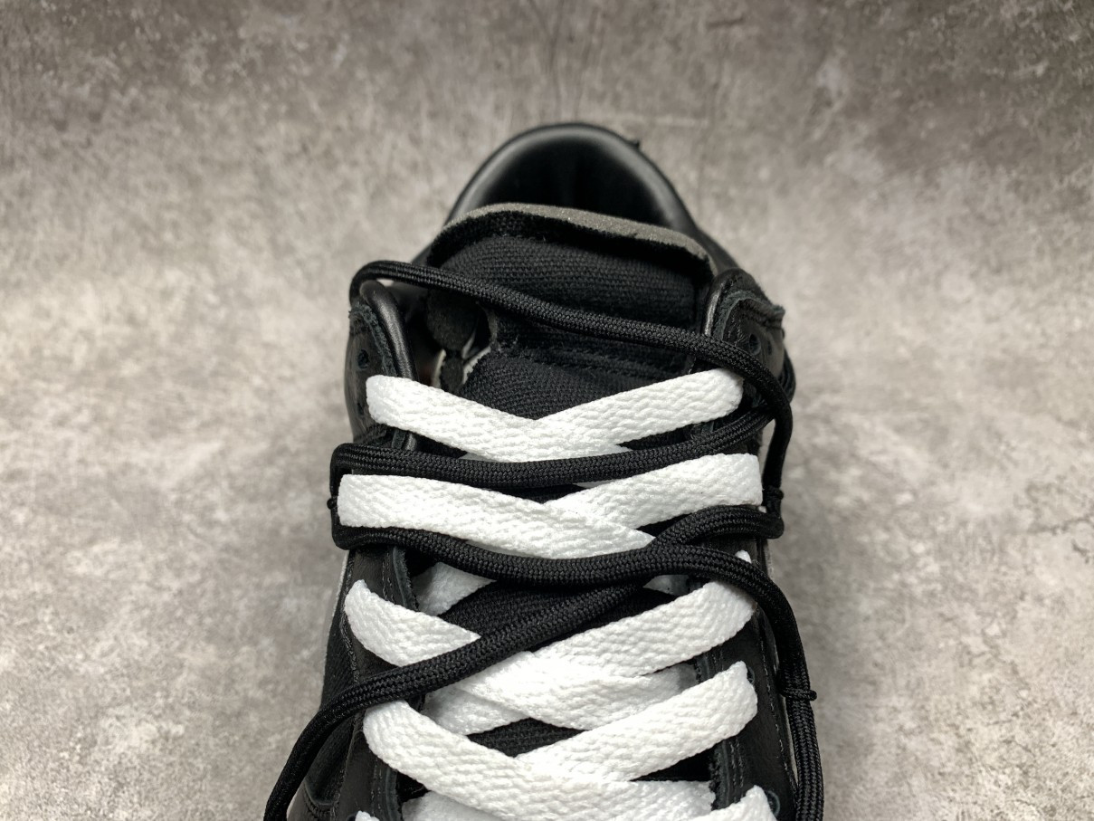 Off-White x Dunk Low