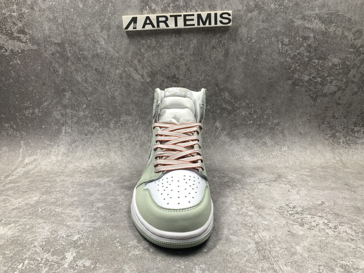 Air Jordan 1 High OG Seafoam