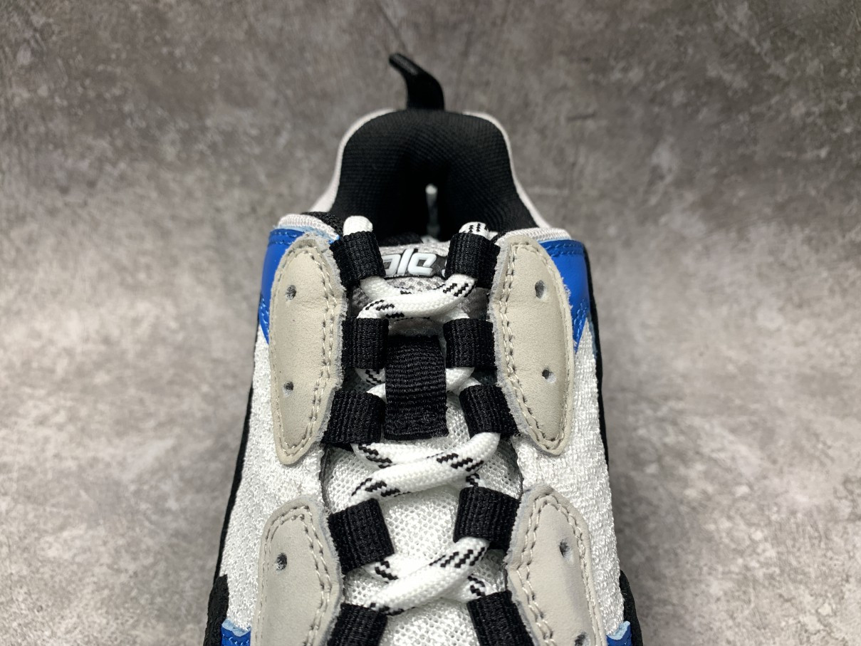 Balenciga Triple S Sneaker Black Blue White
