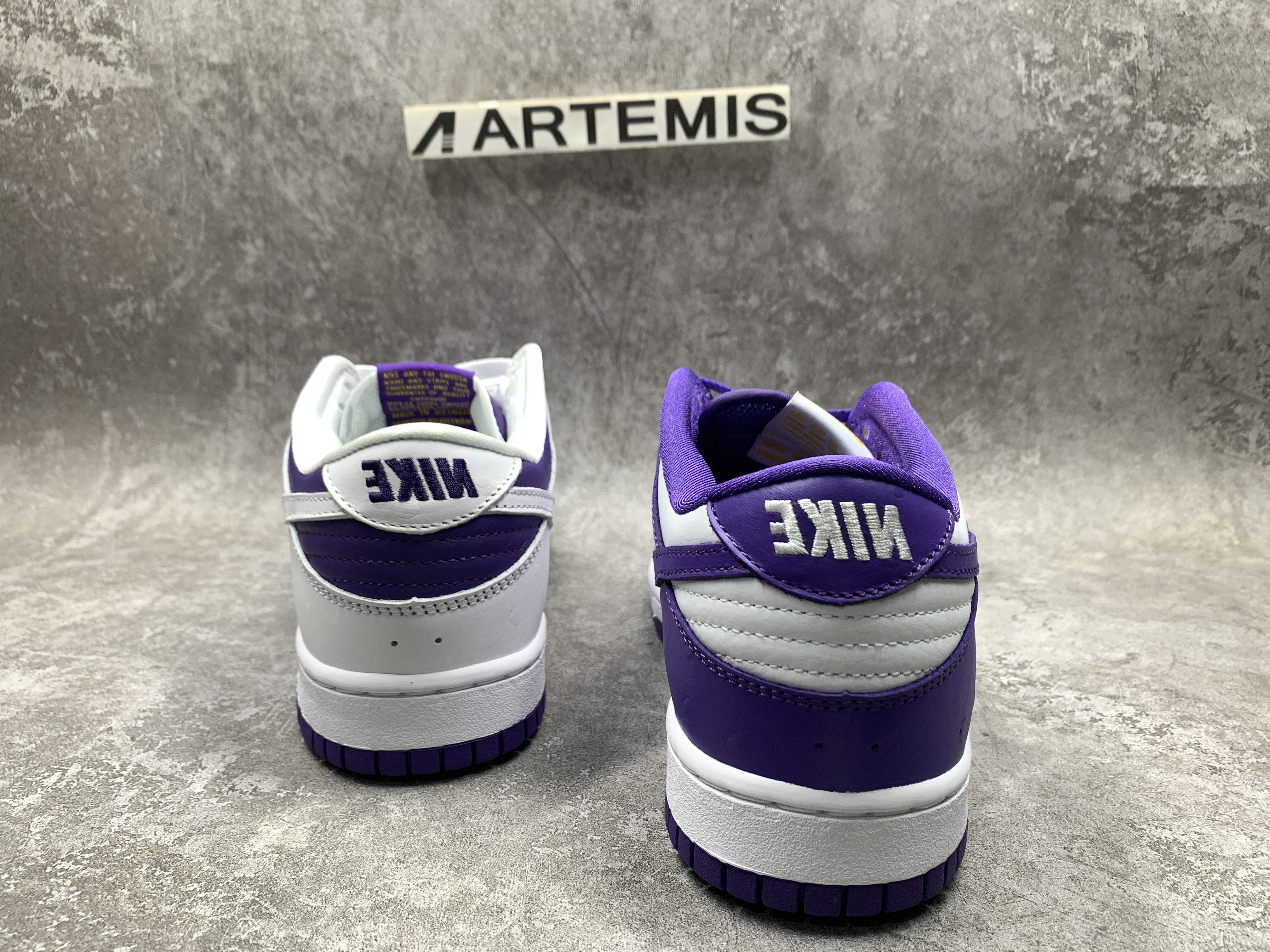 Nike Dunk Low Flip the Old School