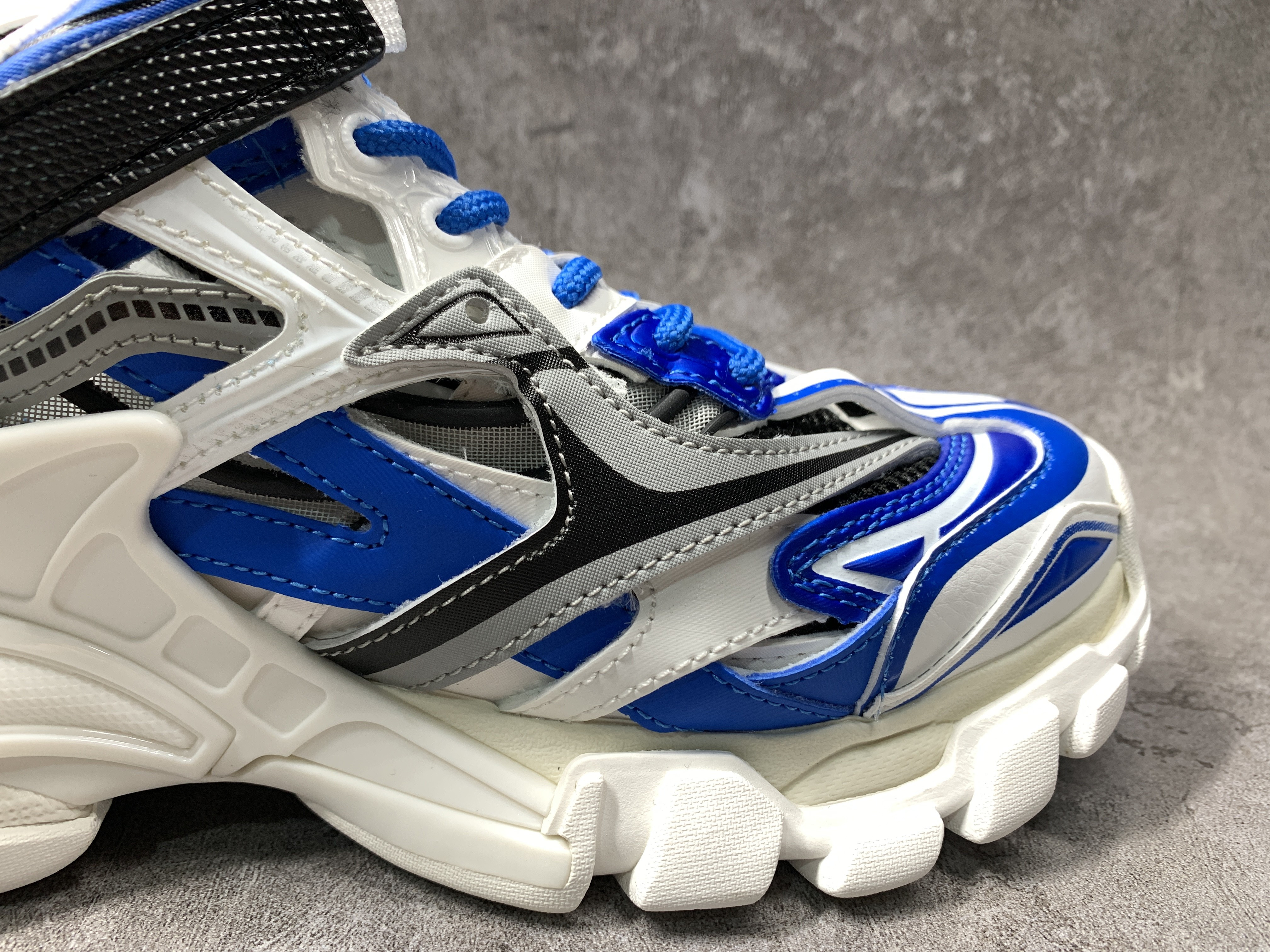 Balenciga TRACK.2 OPEN SNEAKER BLUE