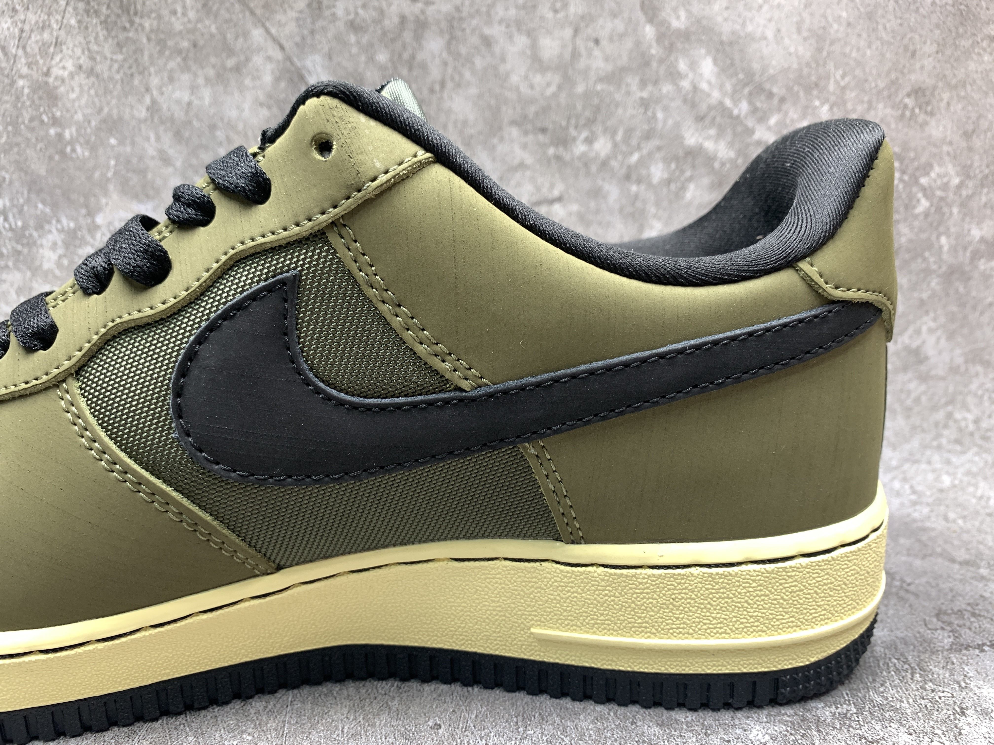 Nike Air Force 1 Low SP UNDEFEATED Ballistic Dunk vs AF1