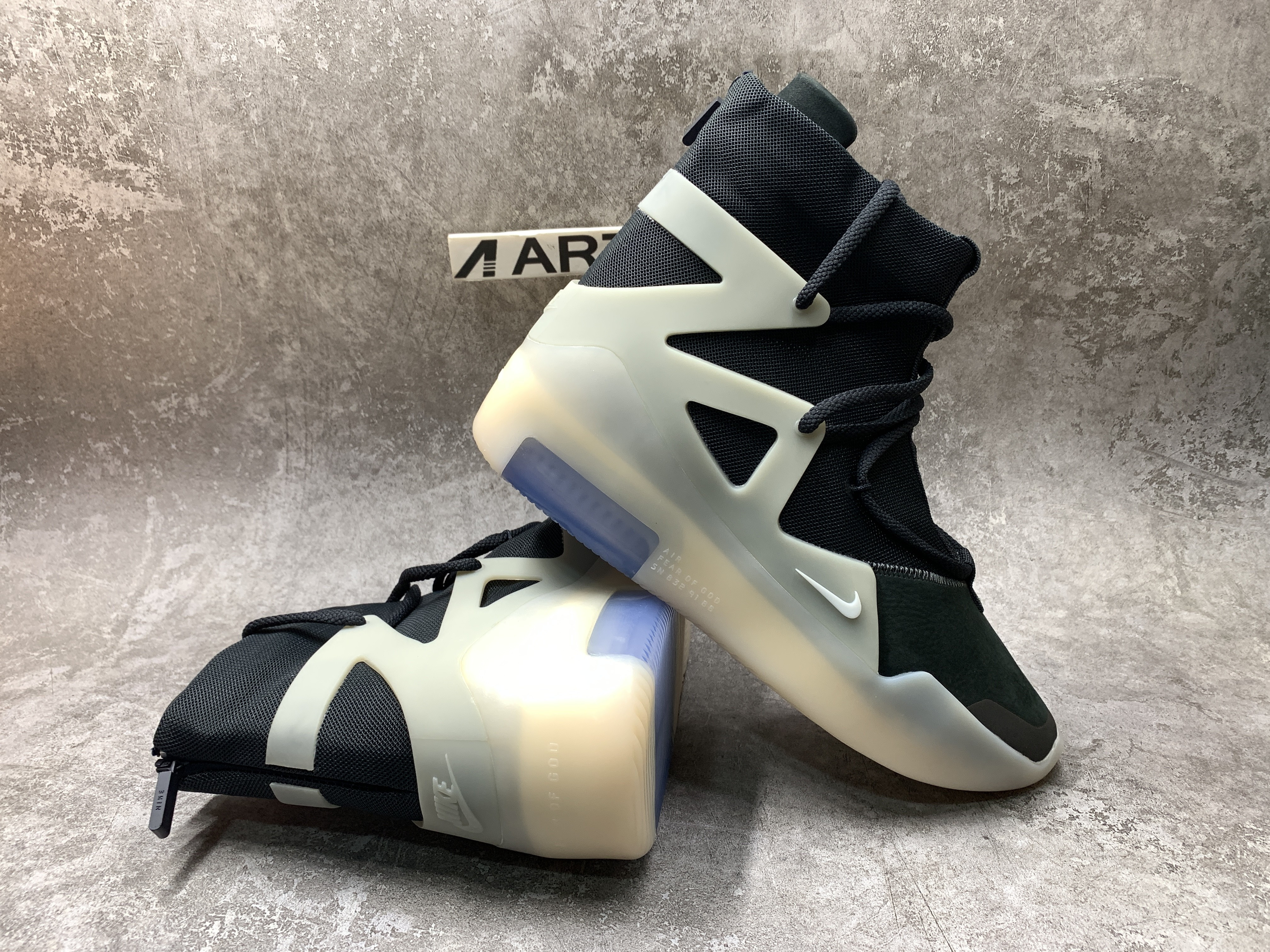 Nike Air Fear of God 1 String Off-Noir