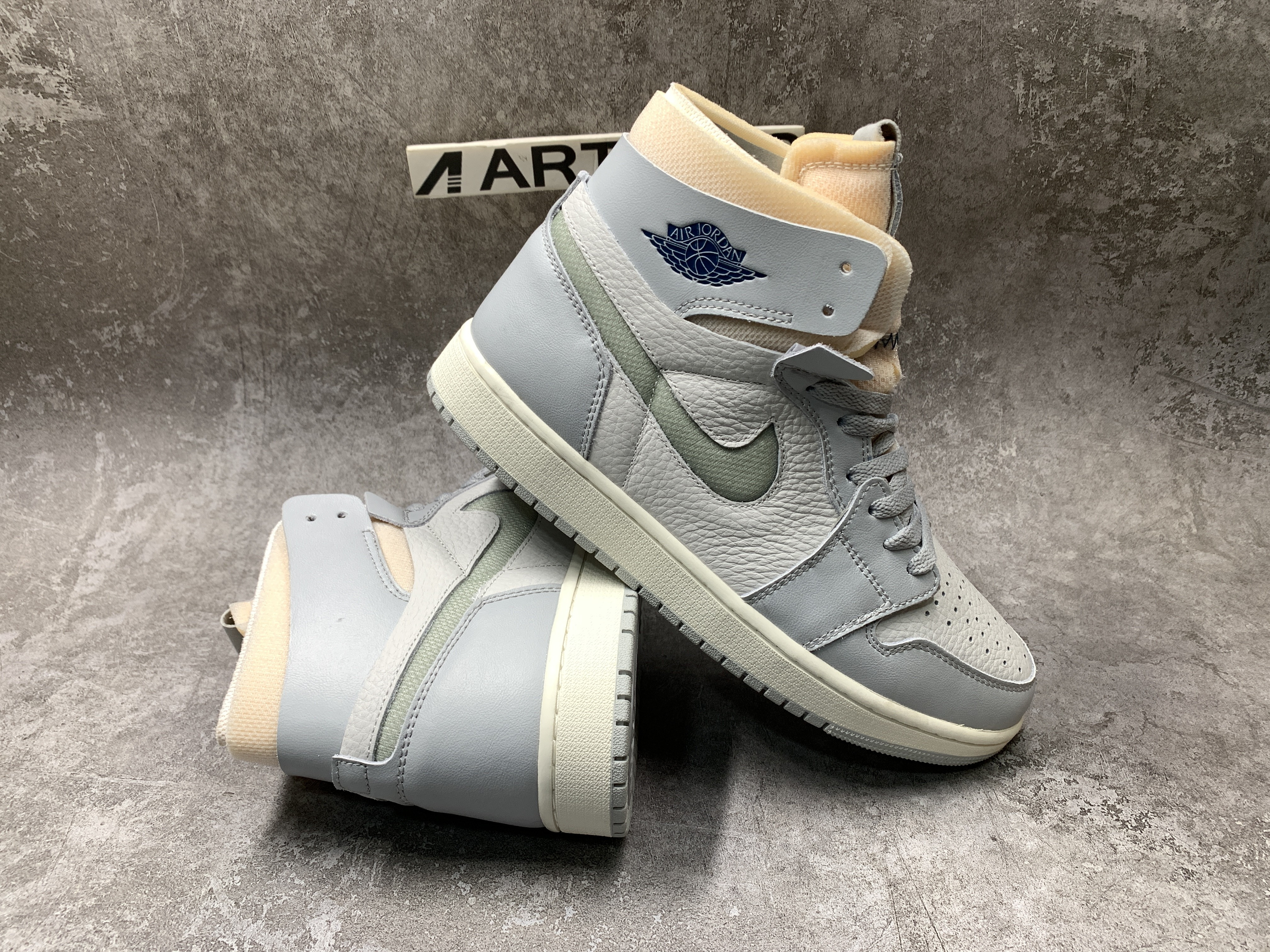 Air Jordan 1 High Zoom CMFT London