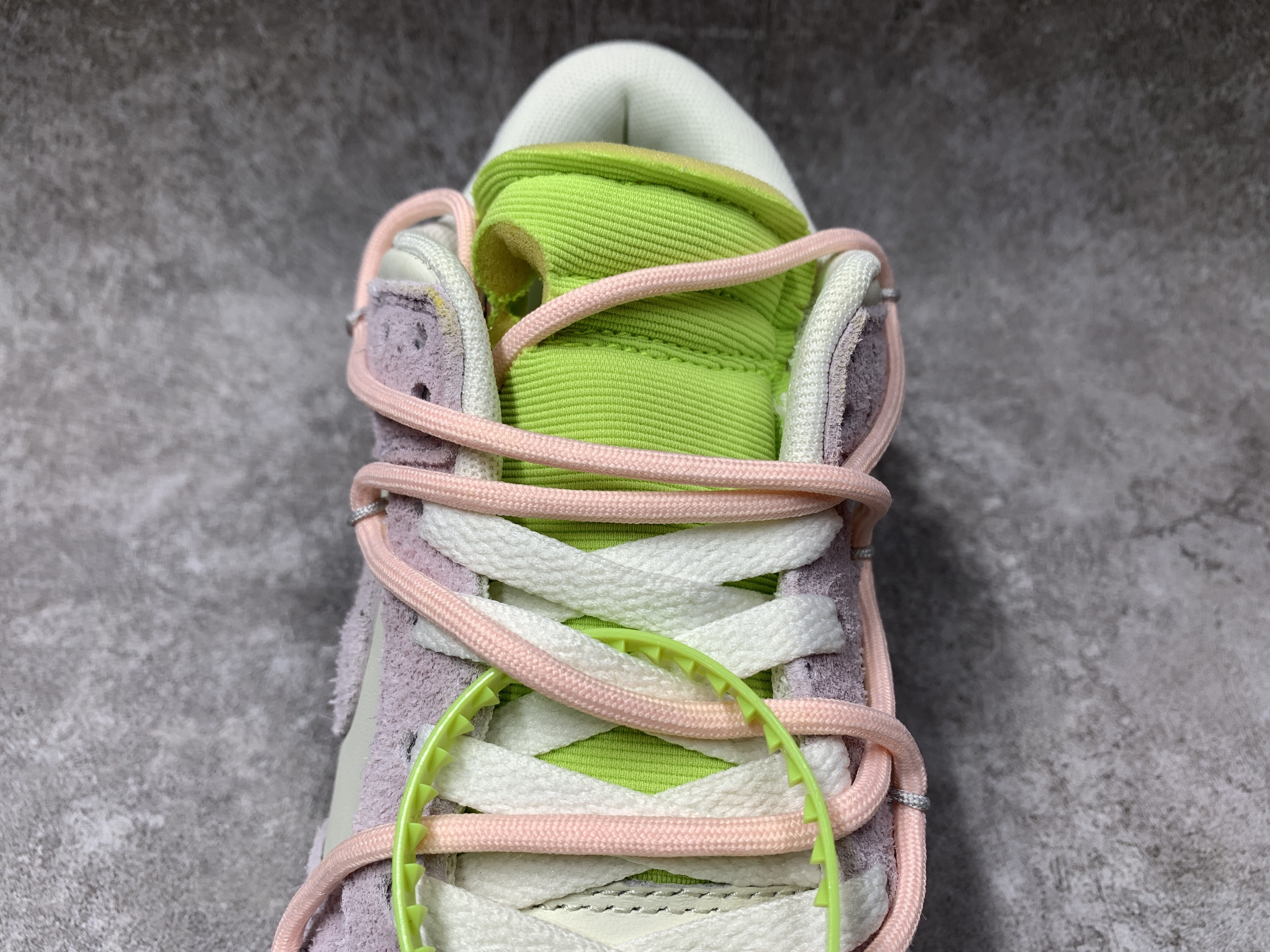 Off-White x Dunk Low