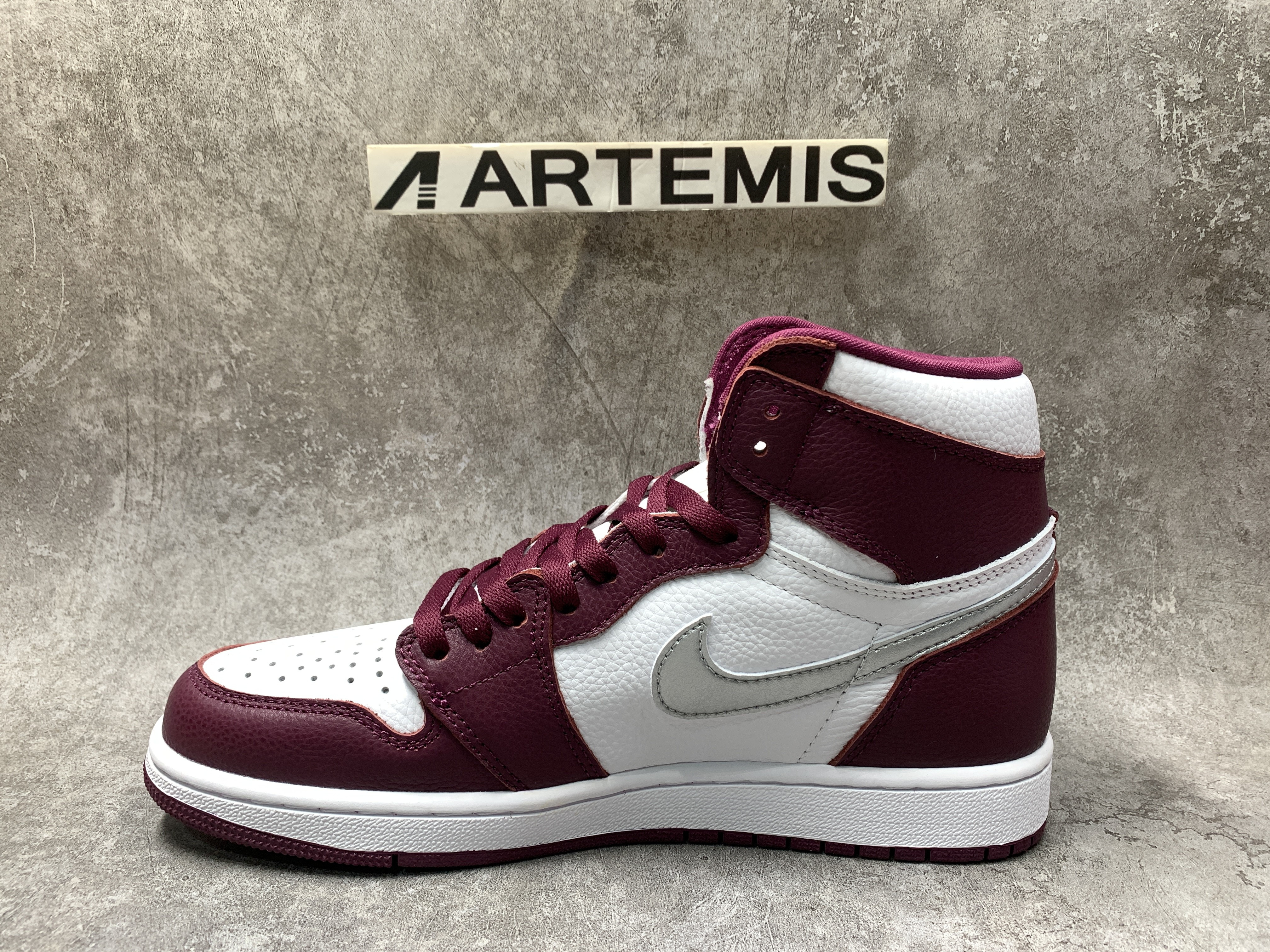 Air Jordan 1 Retro High OG 