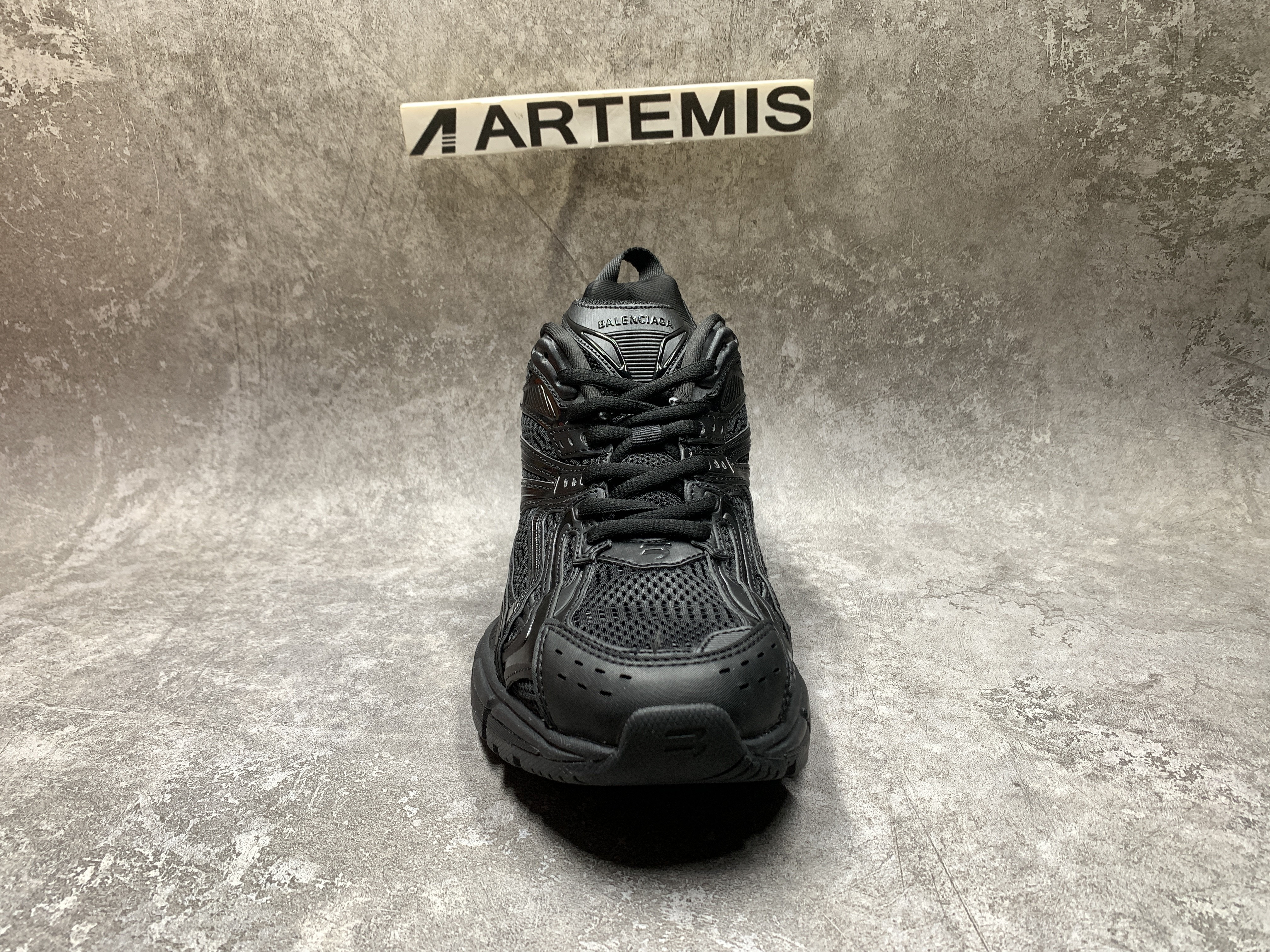 Balenciga X-Pander Black