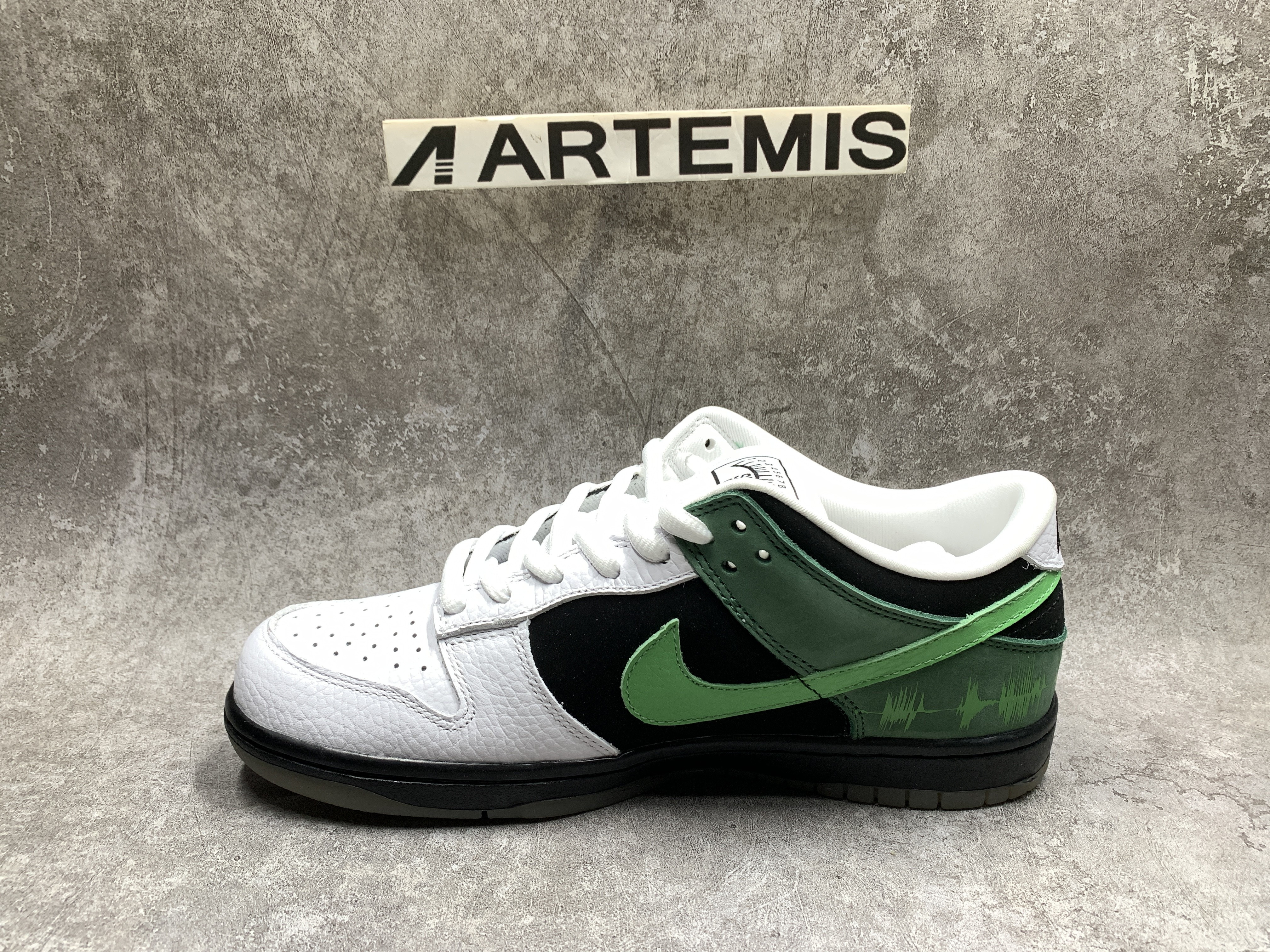 Nike Dunk Low Premium SB C & K