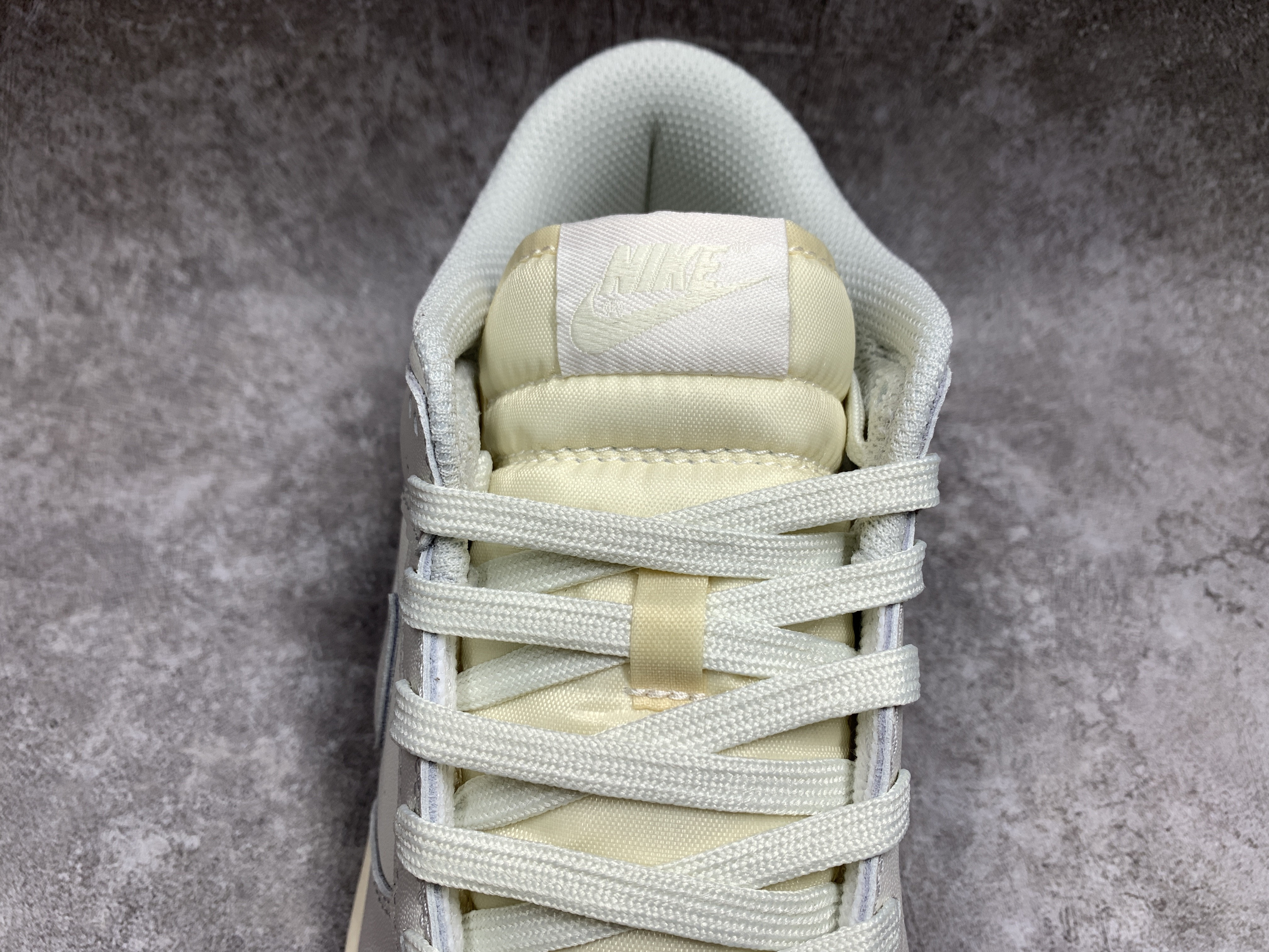 Nike Dunk Low Sail Light Bone