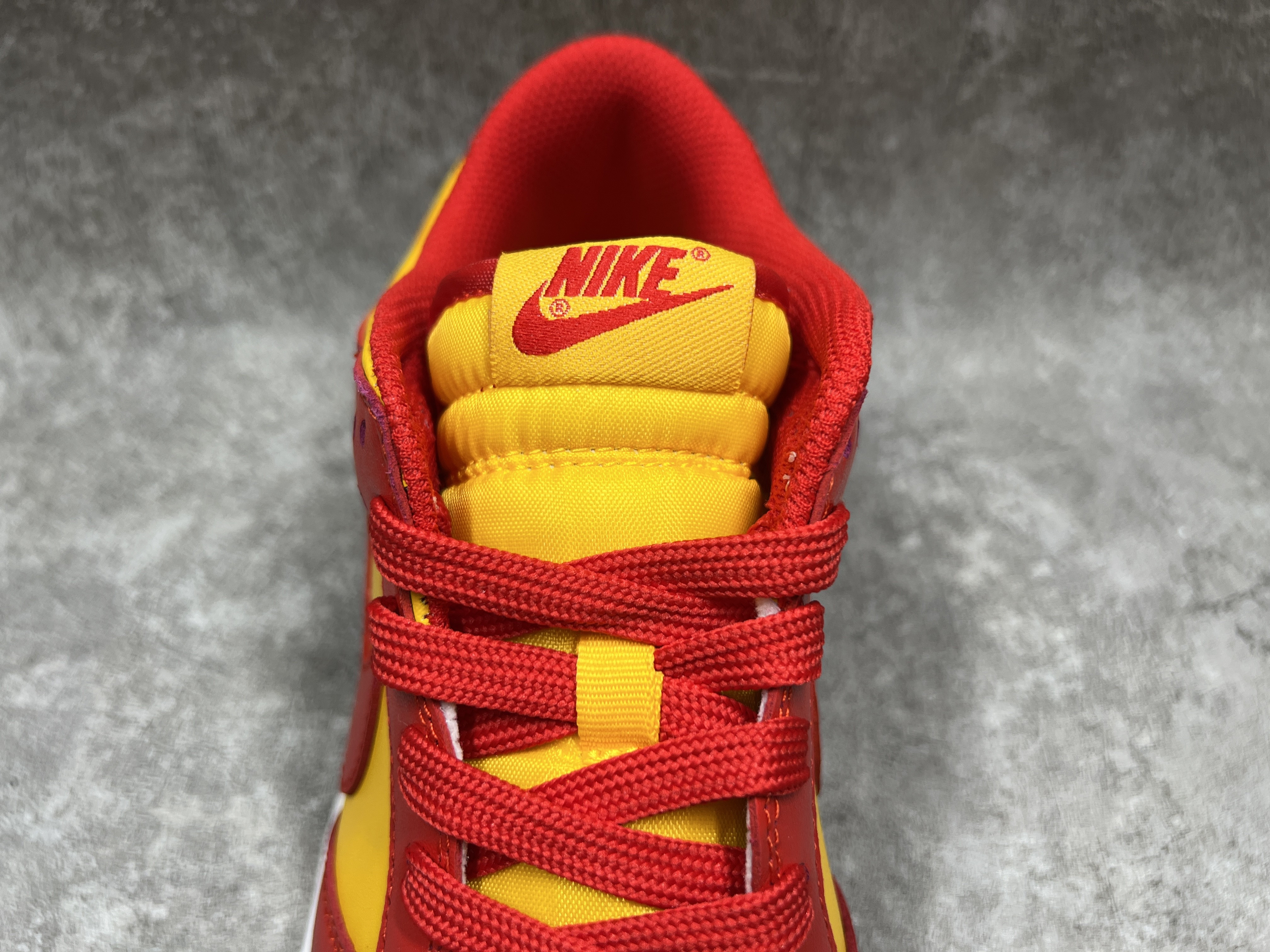 Nike Dunk Low Midas Gold