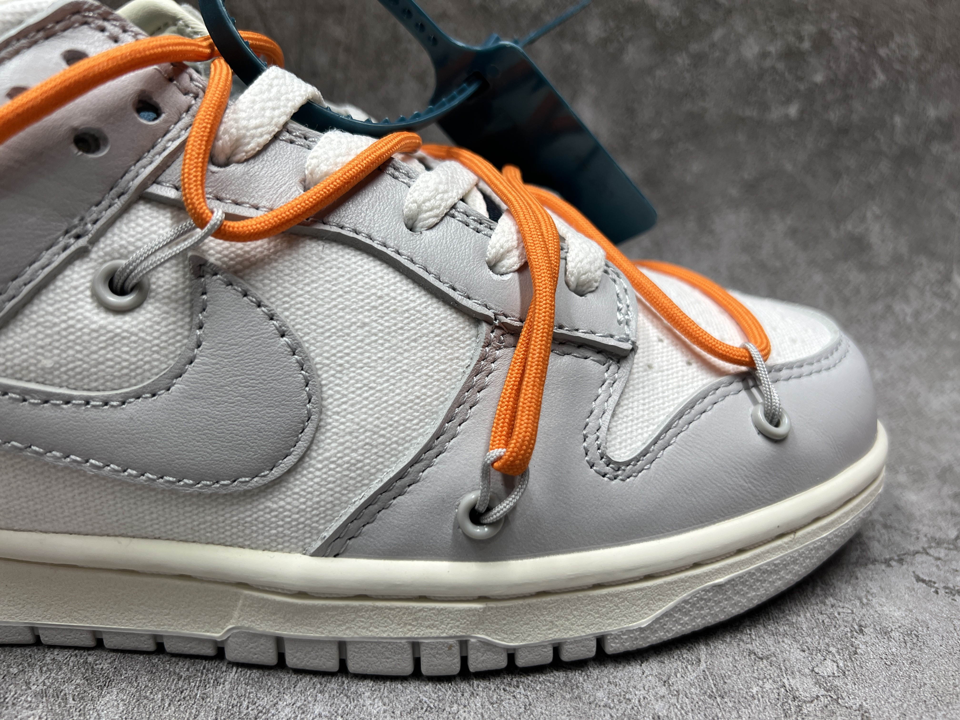 Nike Dunk Low Off-White Lot 44