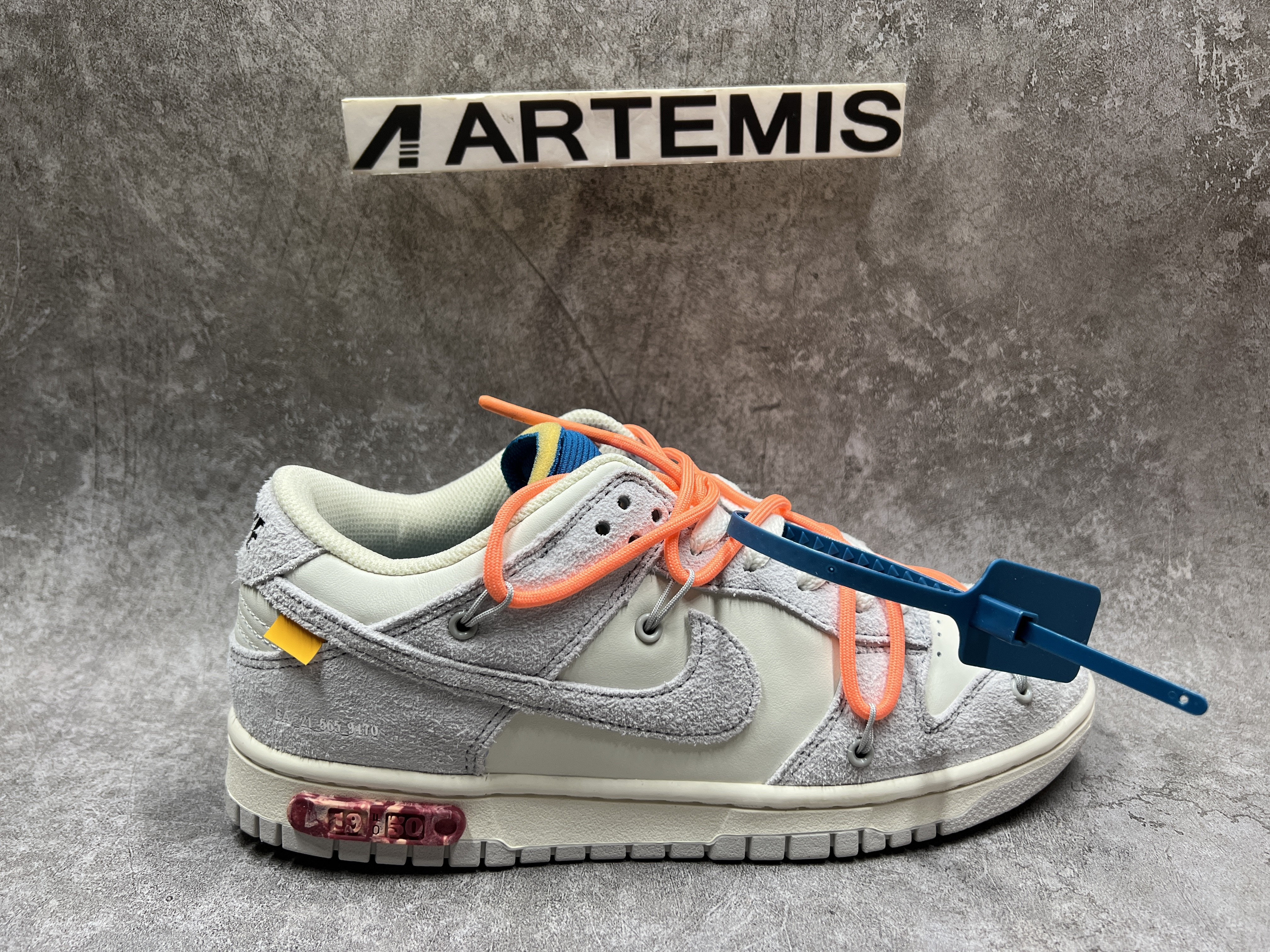 Nike Dunk Low Off-White Lot 19