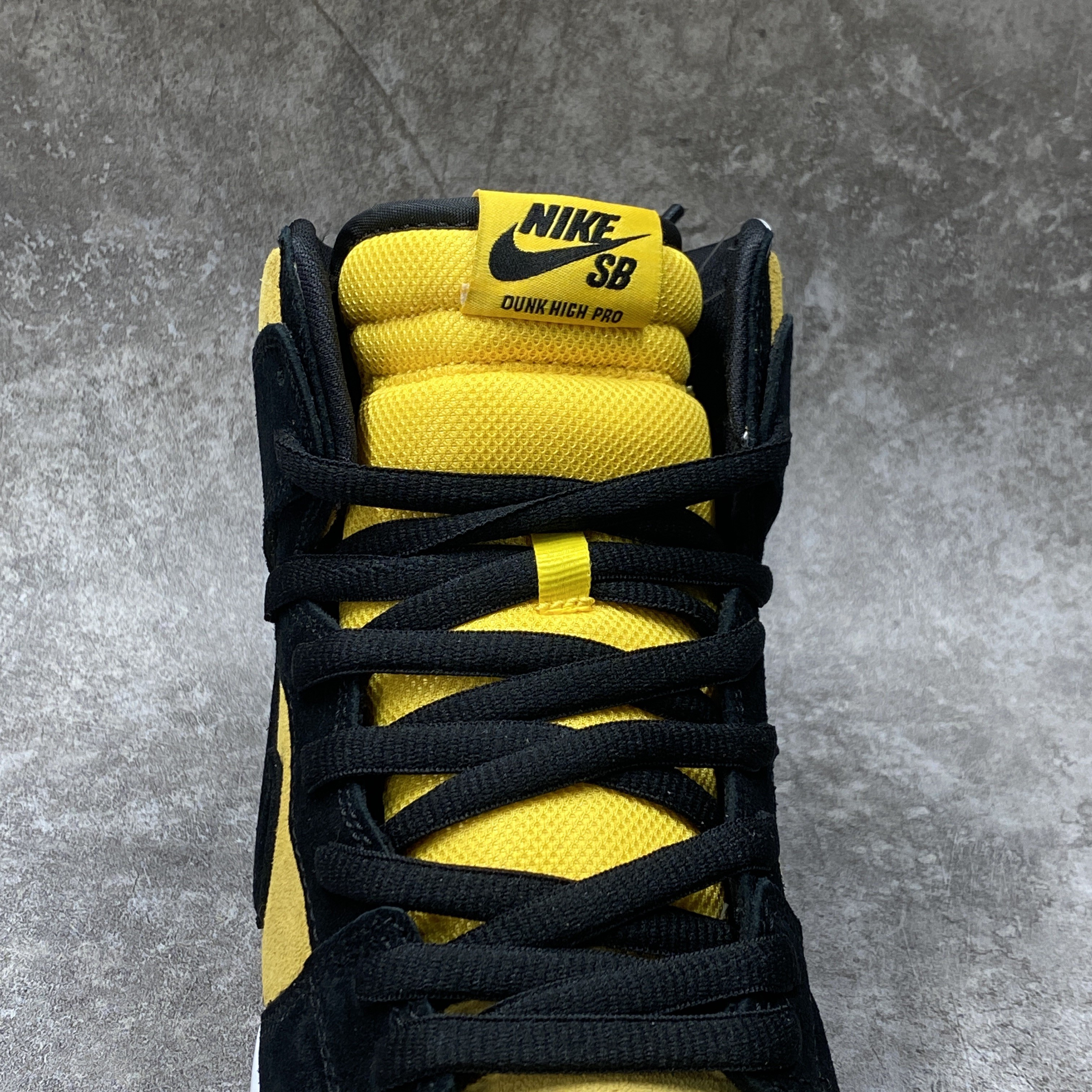 Nike SB Dunk High Pro Reverse Goldenrod