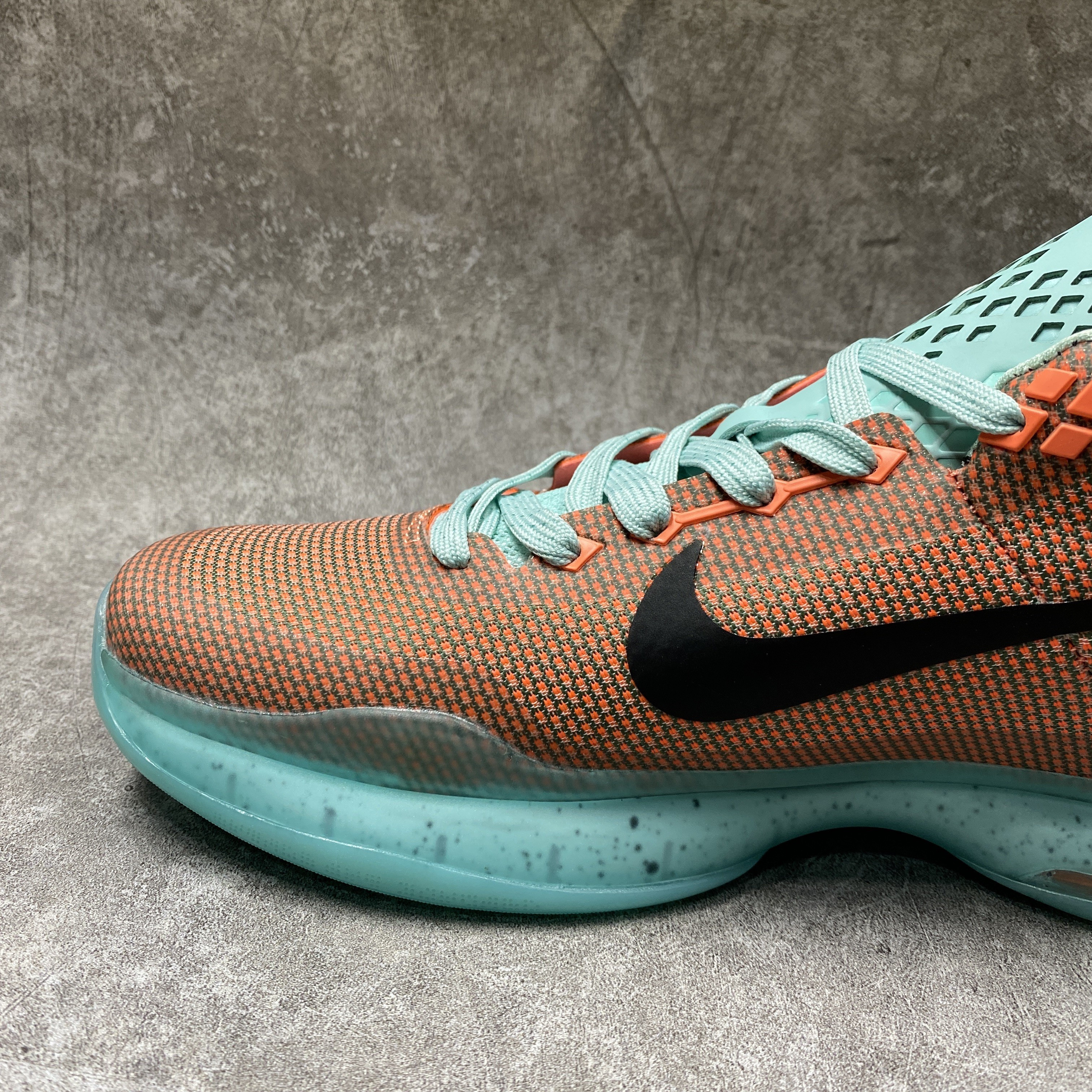 Nike Kobe 10 Easter