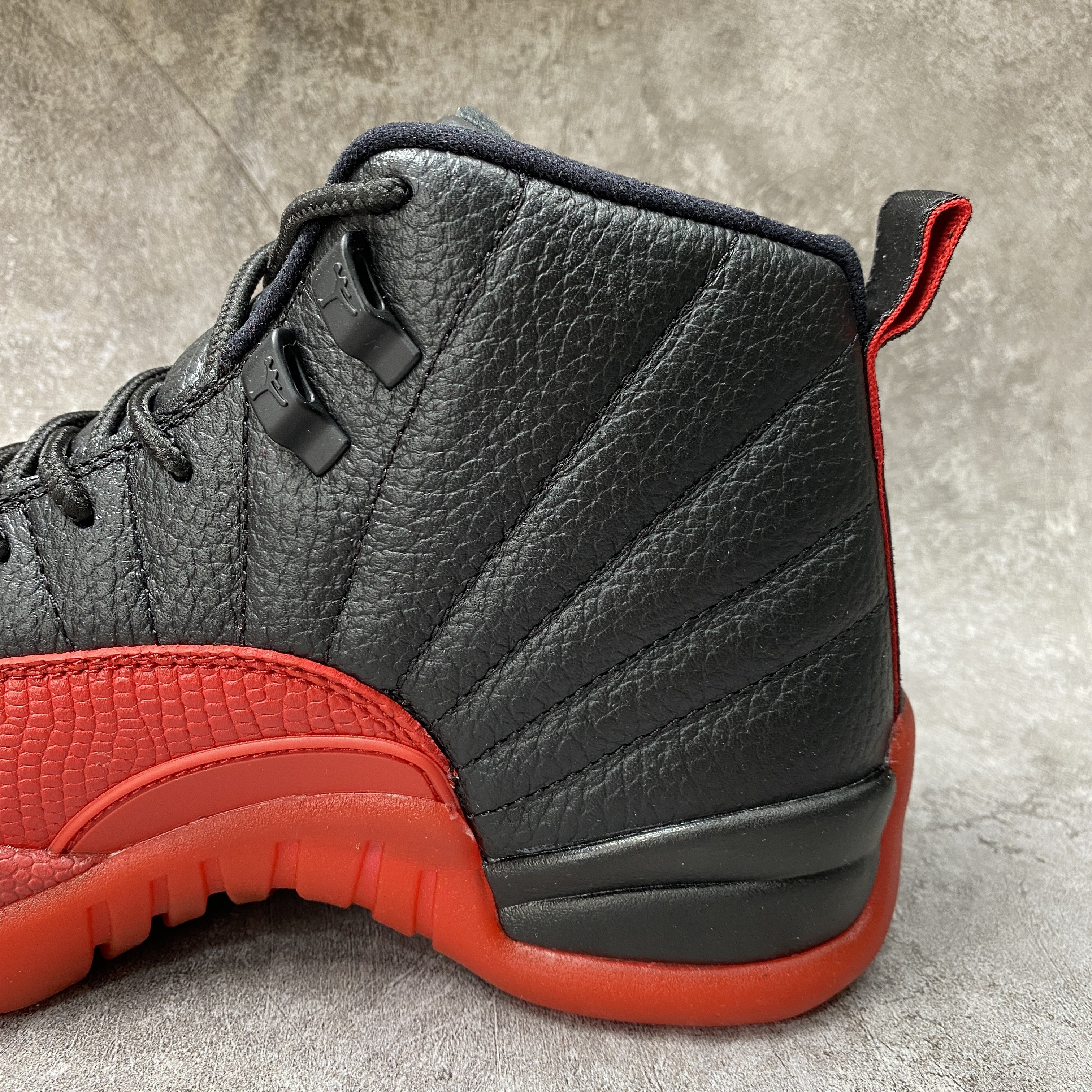 Air Jordan 12 Retro Flu Game