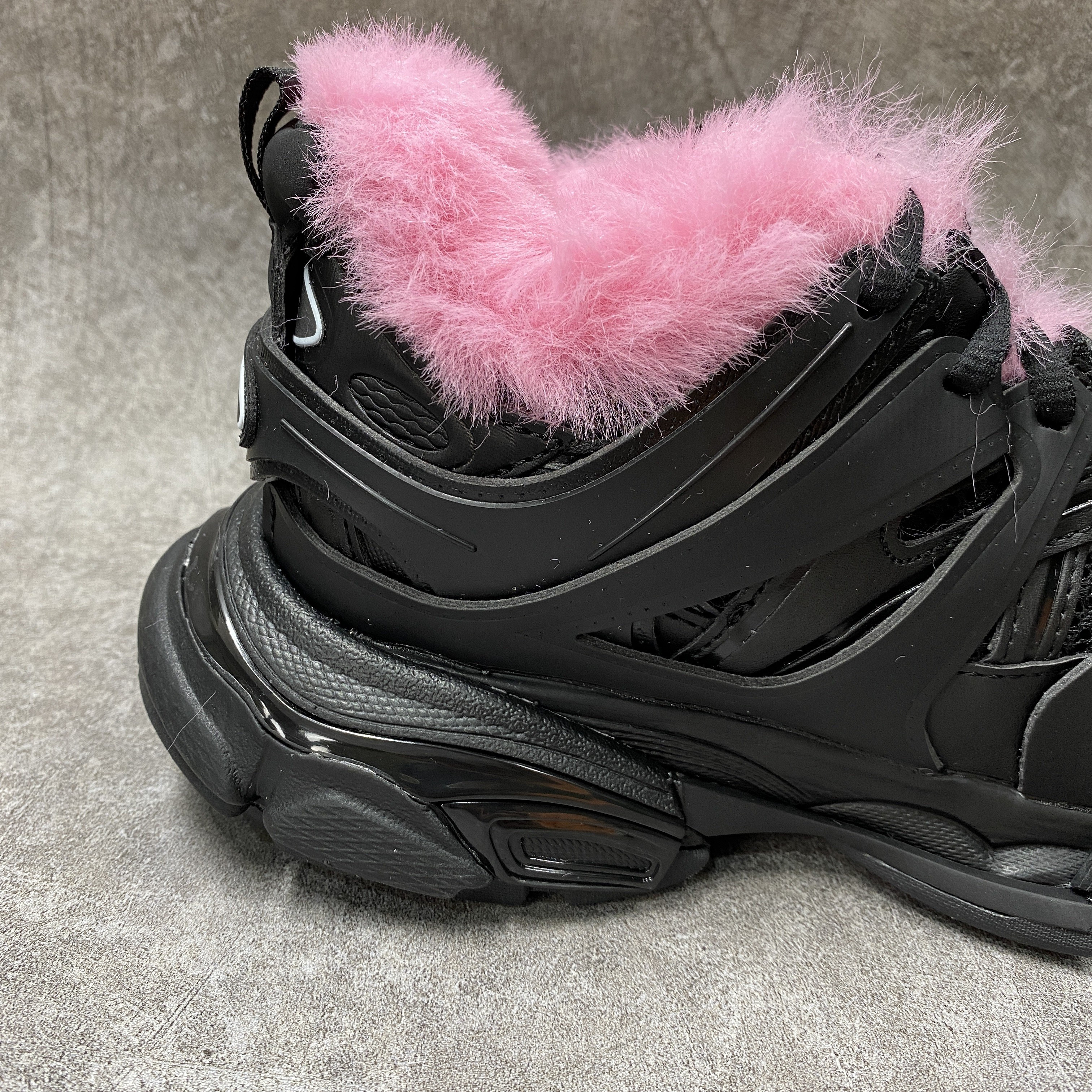 Balenciga Track Sneaker Pink Fur