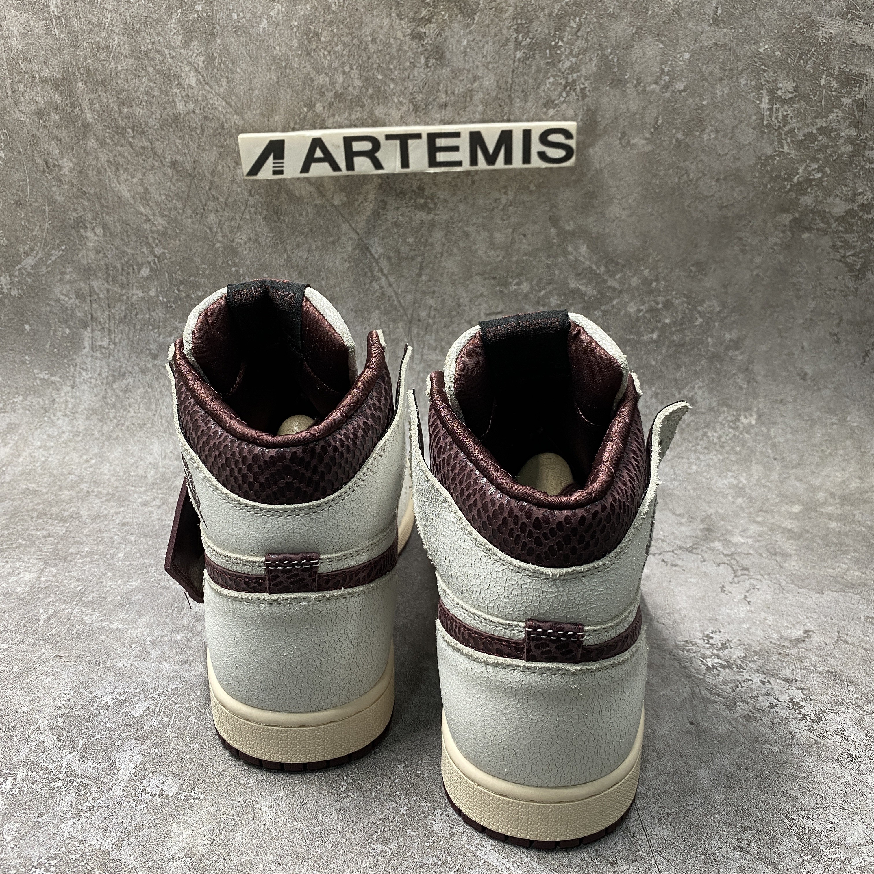 Air Jordan 1 Retro High OG A Ma Maniére