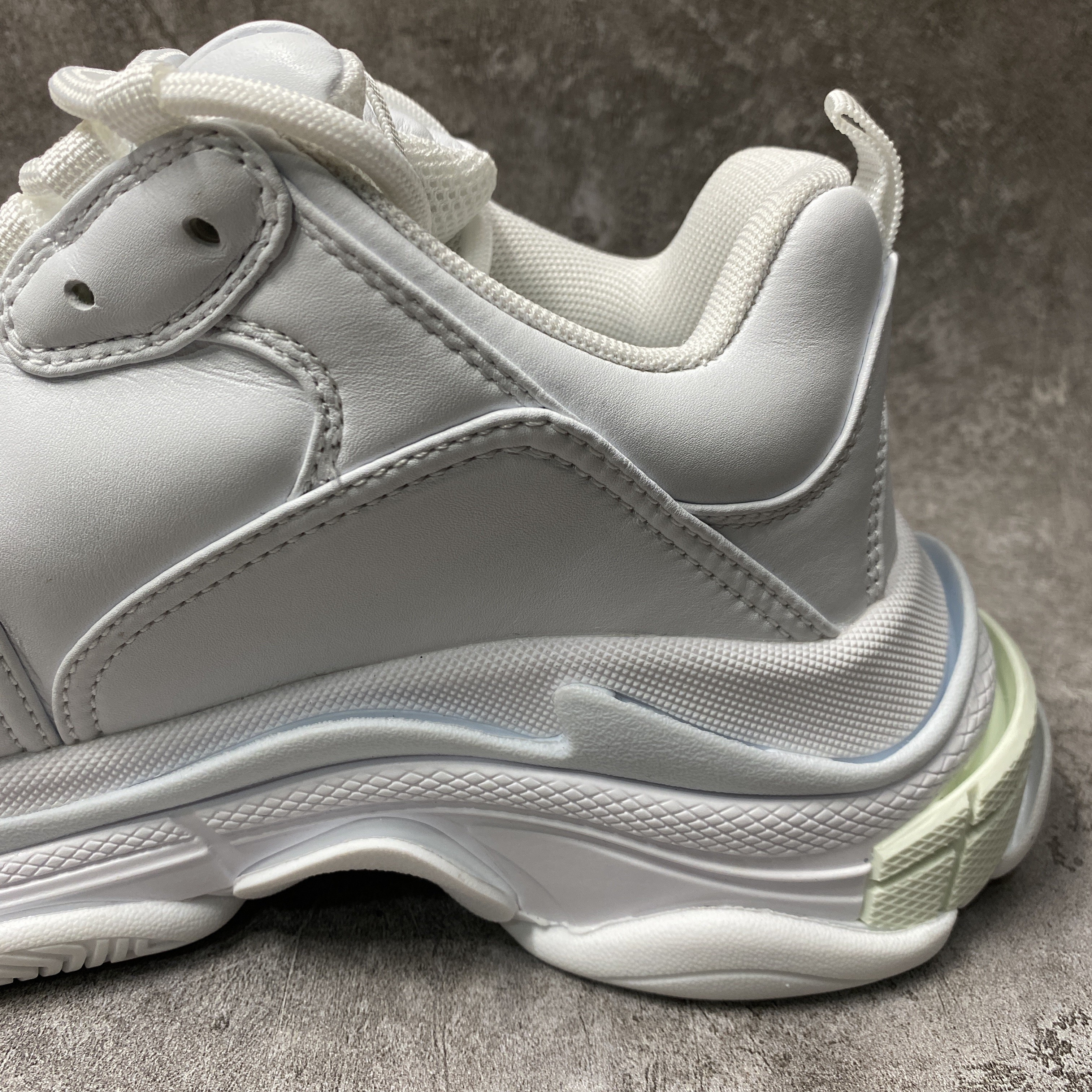 Balenciga Triple S White