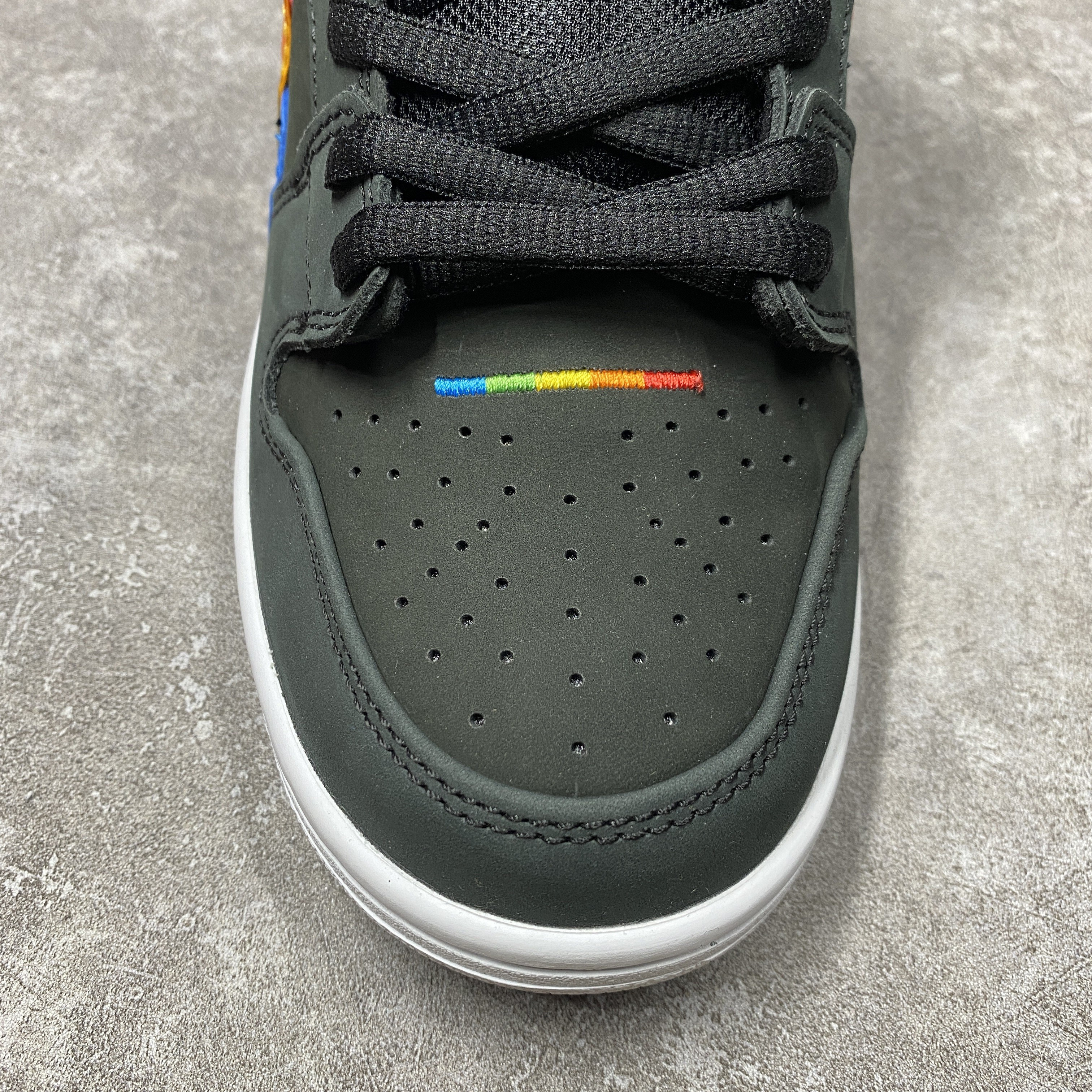 Nike SB Dunk Low X Polaroid