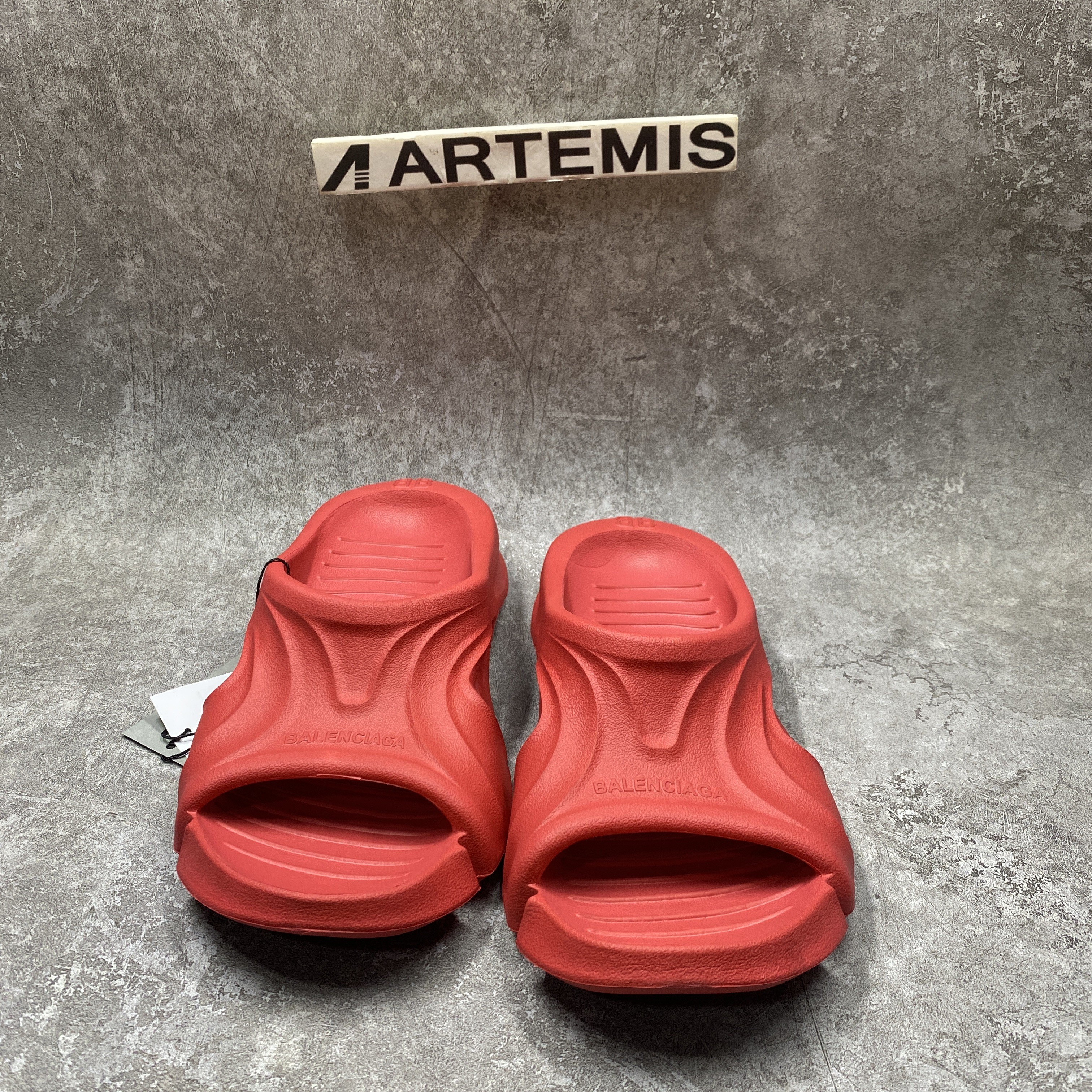 Balenciga Mold Slides Red (run one size bigger)