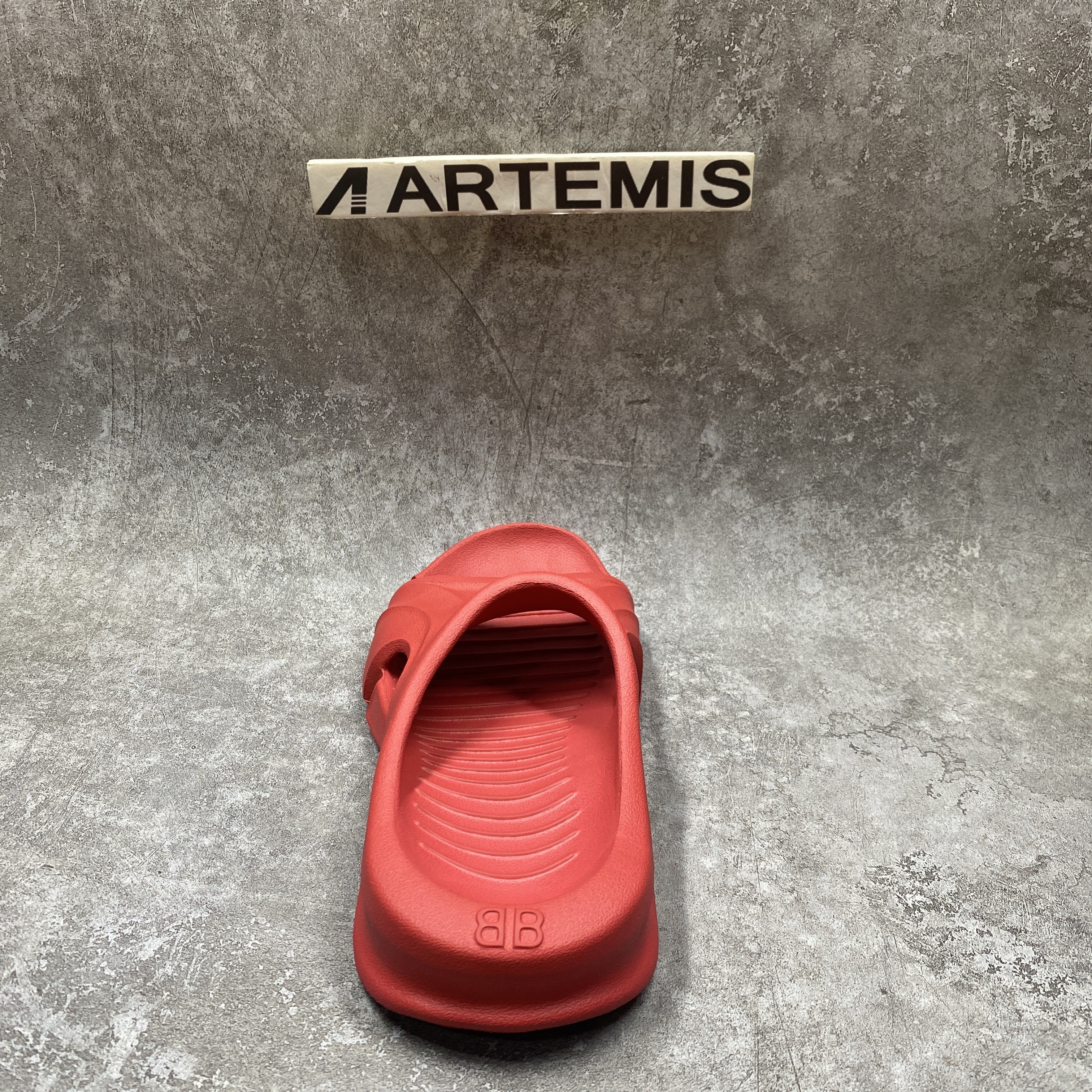 Balenciga Mold Slides Red (run one size bigger)