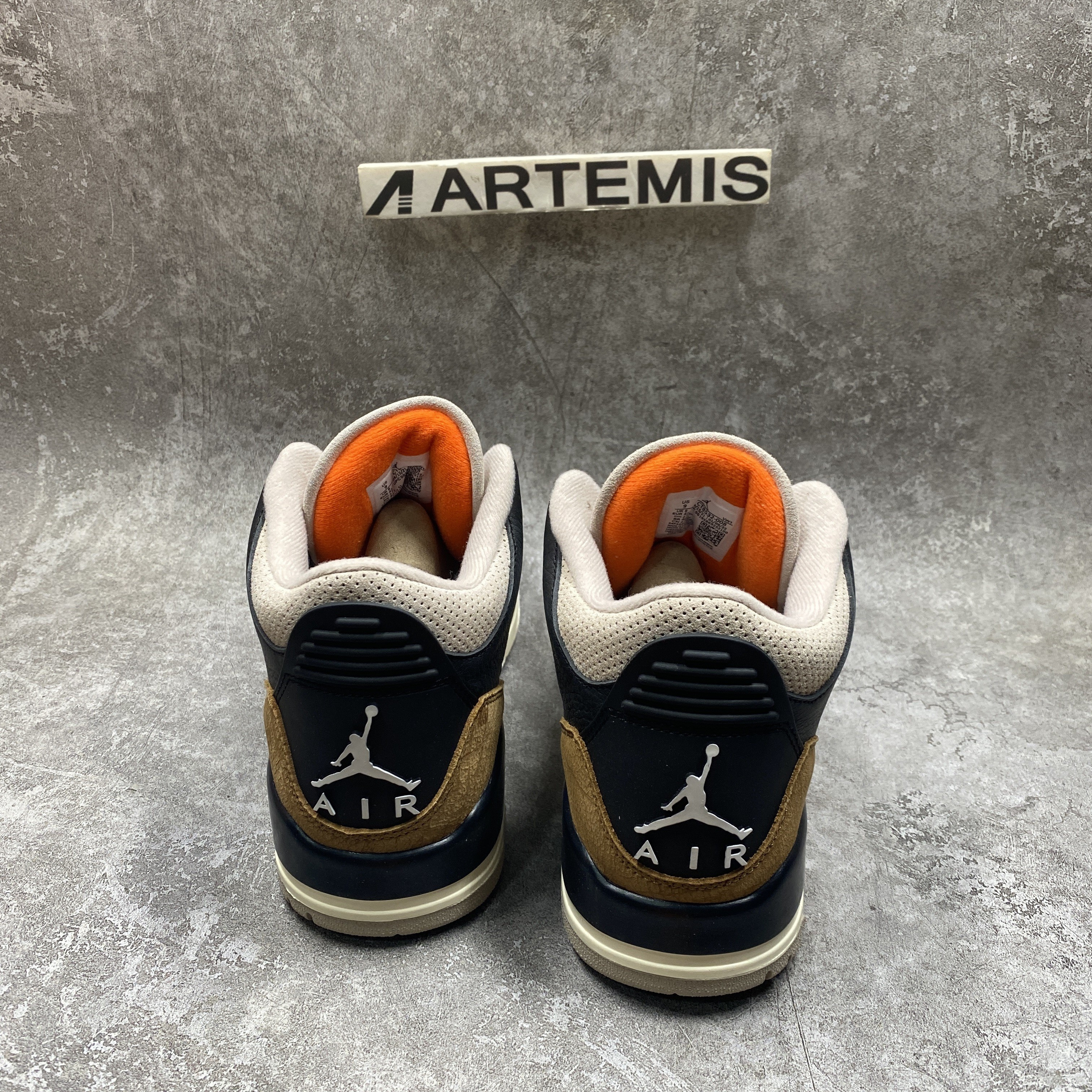Air Jordan 3 Desert Elephant