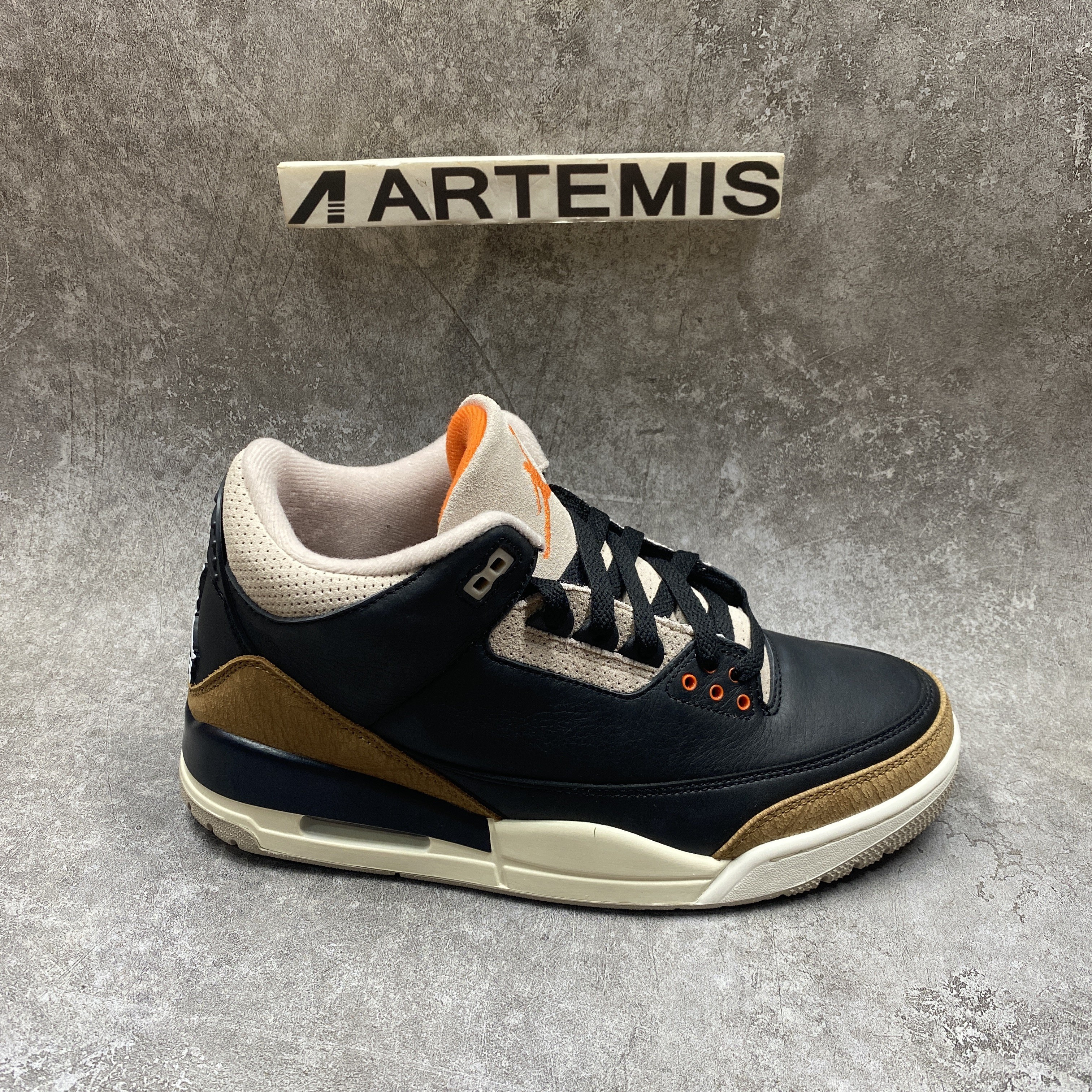 Air Jordan 3 Desert Elephant