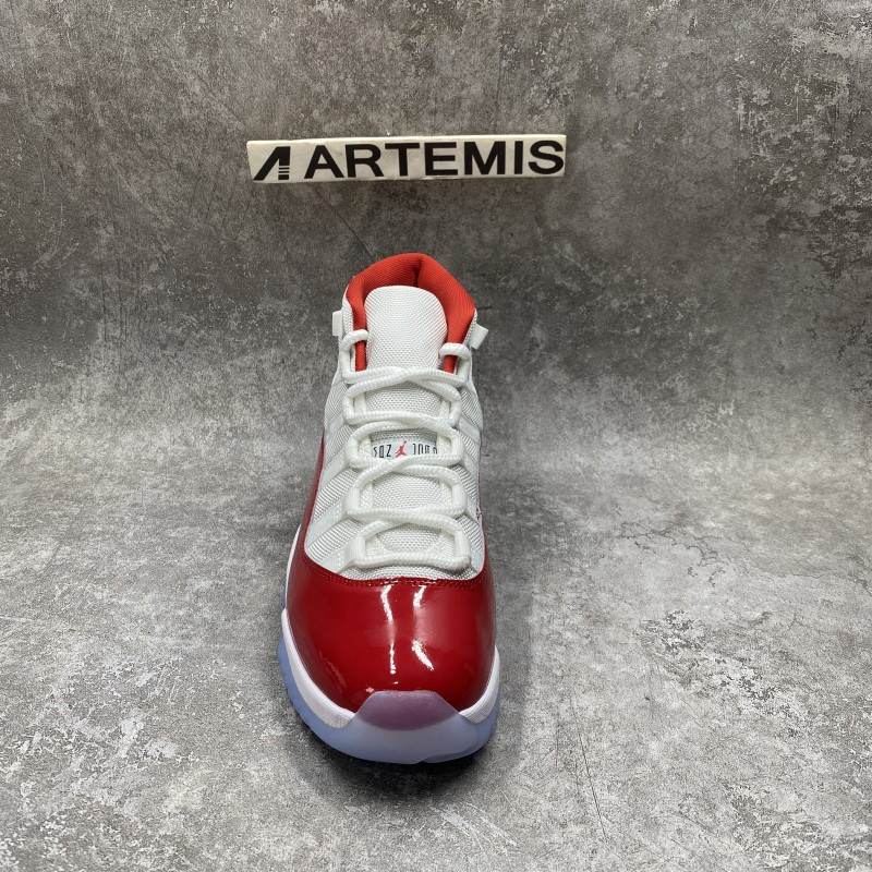 Air Jordan 11 Cherry (2022)