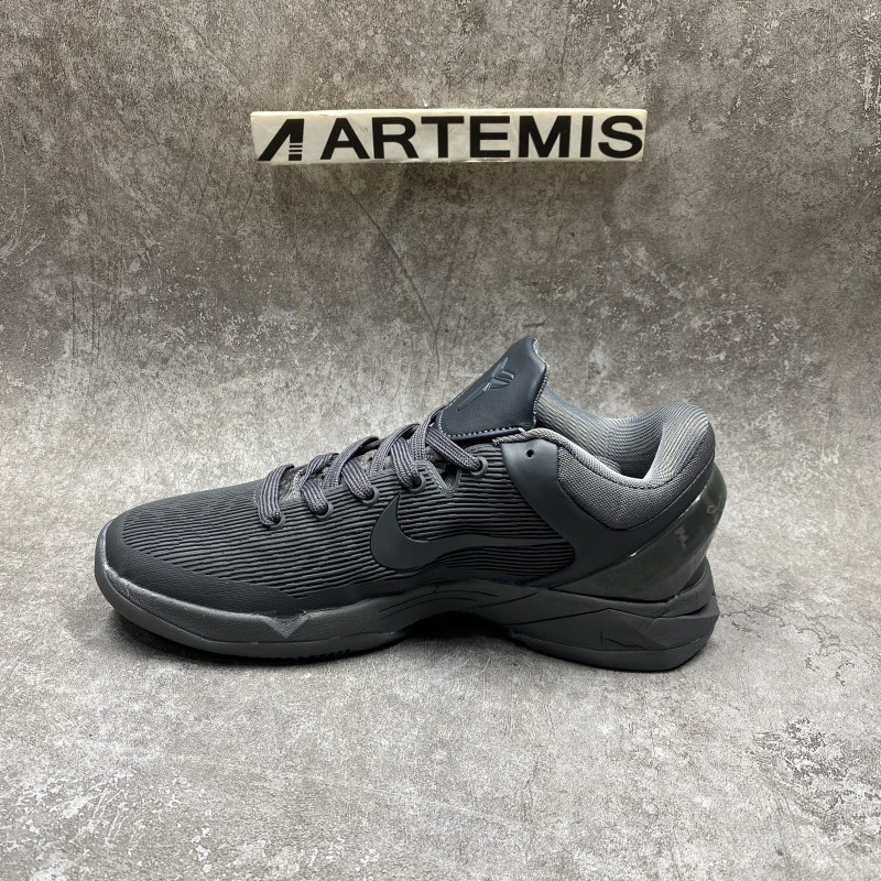 Nike Kobe 7 Black Mamba Collection Fade to Black