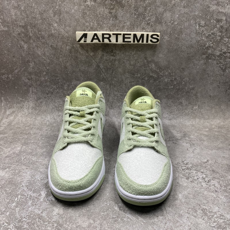 Nike Dunk Low SE Fleece Pack Honeydew