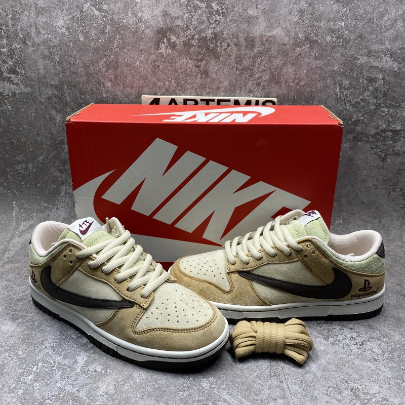 Nike Dunk SB Low Travis Scott x PlayStation