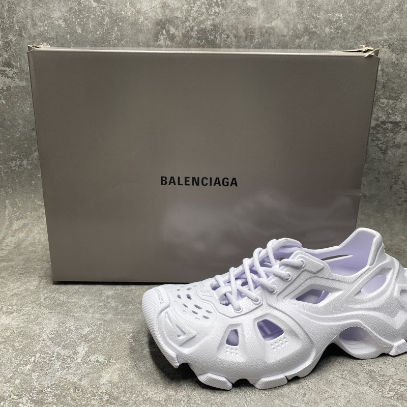 Balenciga HD Lace-Up Sneaker in light purple