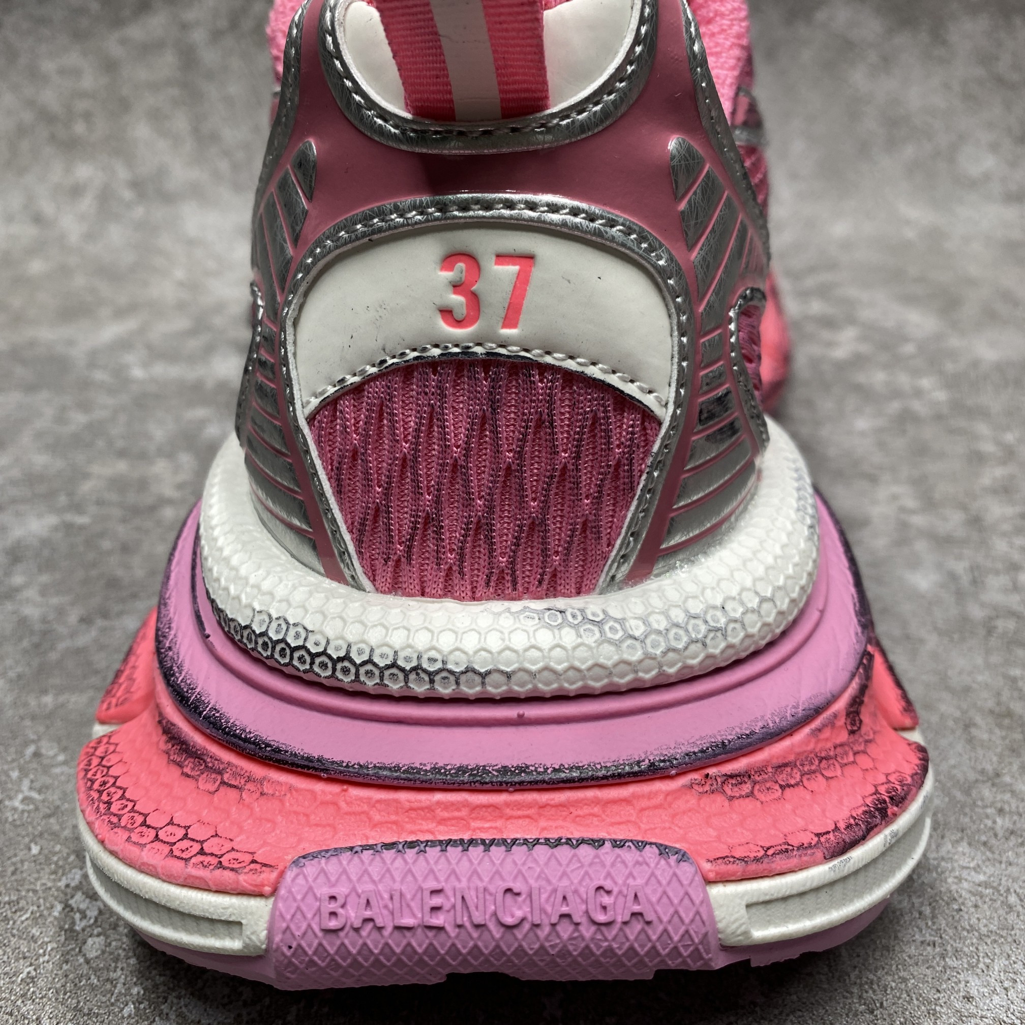 Balenciga 3XL Sneaker Worn Out Pink Silver