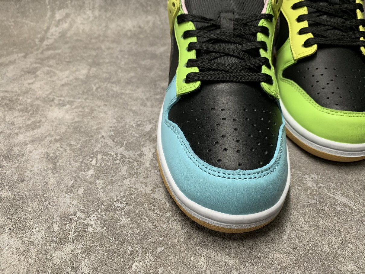 Nike dunk Low SE Free 99 Black