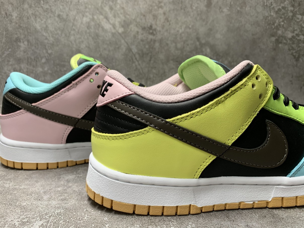 Nike dunk Low SE Free 99 Black
