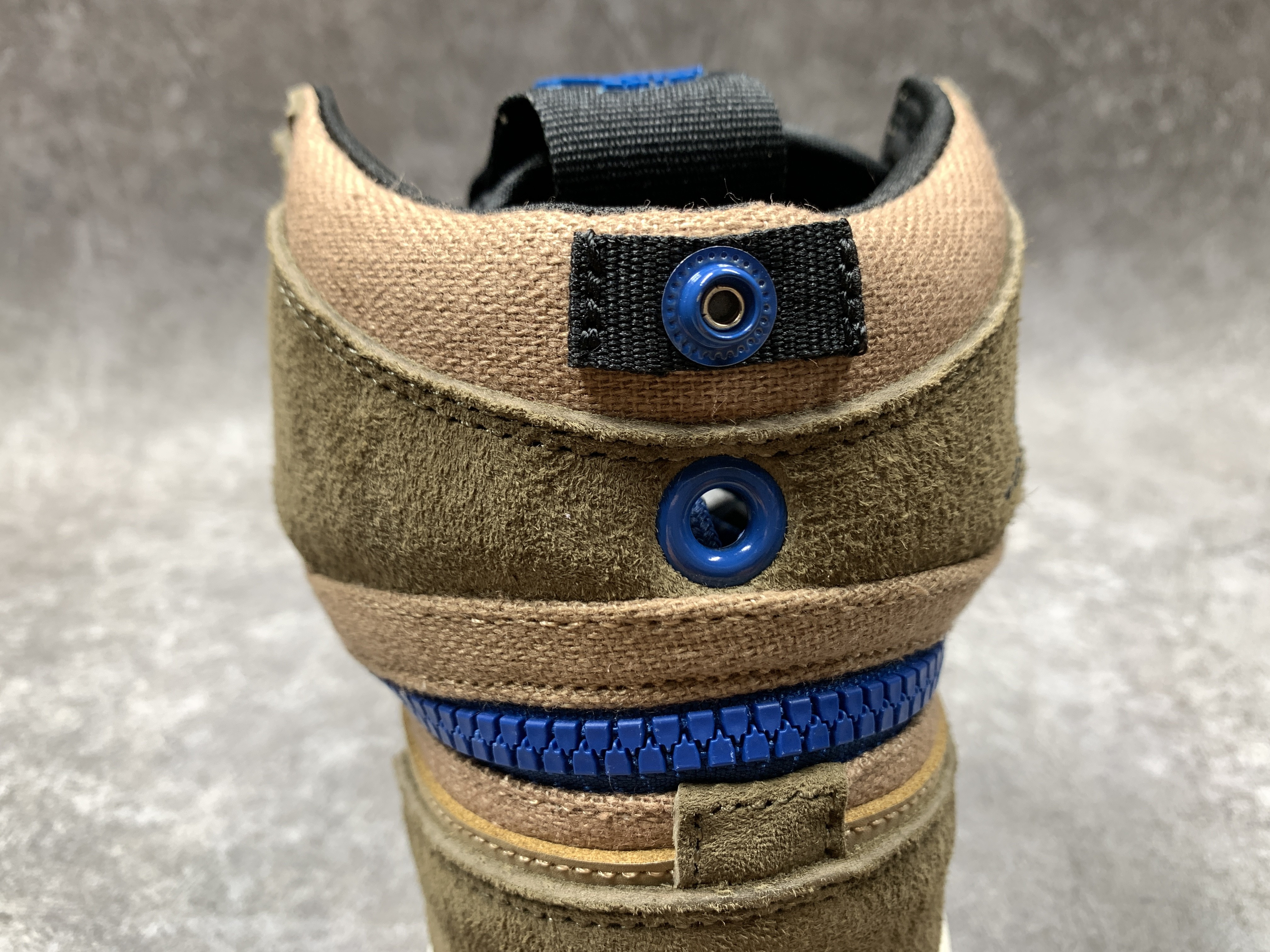Air Jordan 1 High Switch Lets You Go From High To Low With Zippers