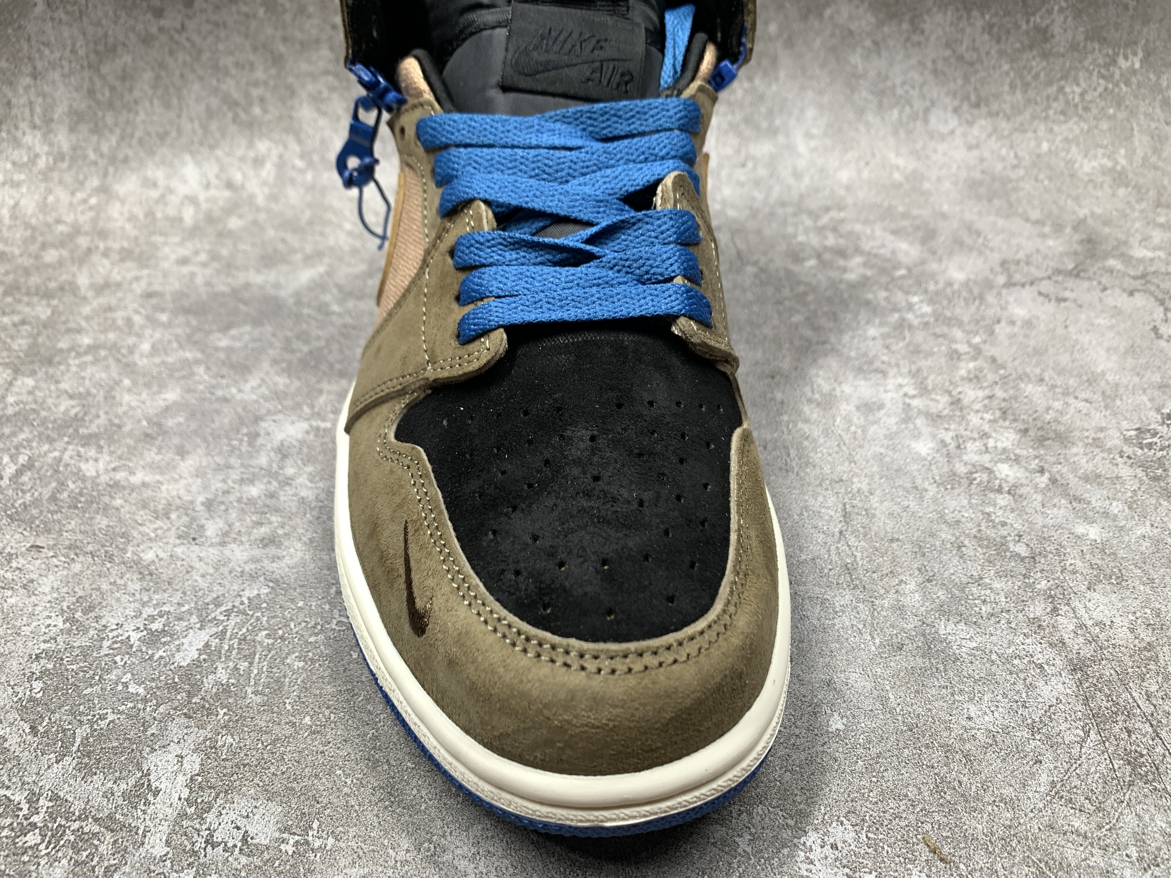 Air Jordan 1 High Switch Lets You Go From High To Low With Zippers