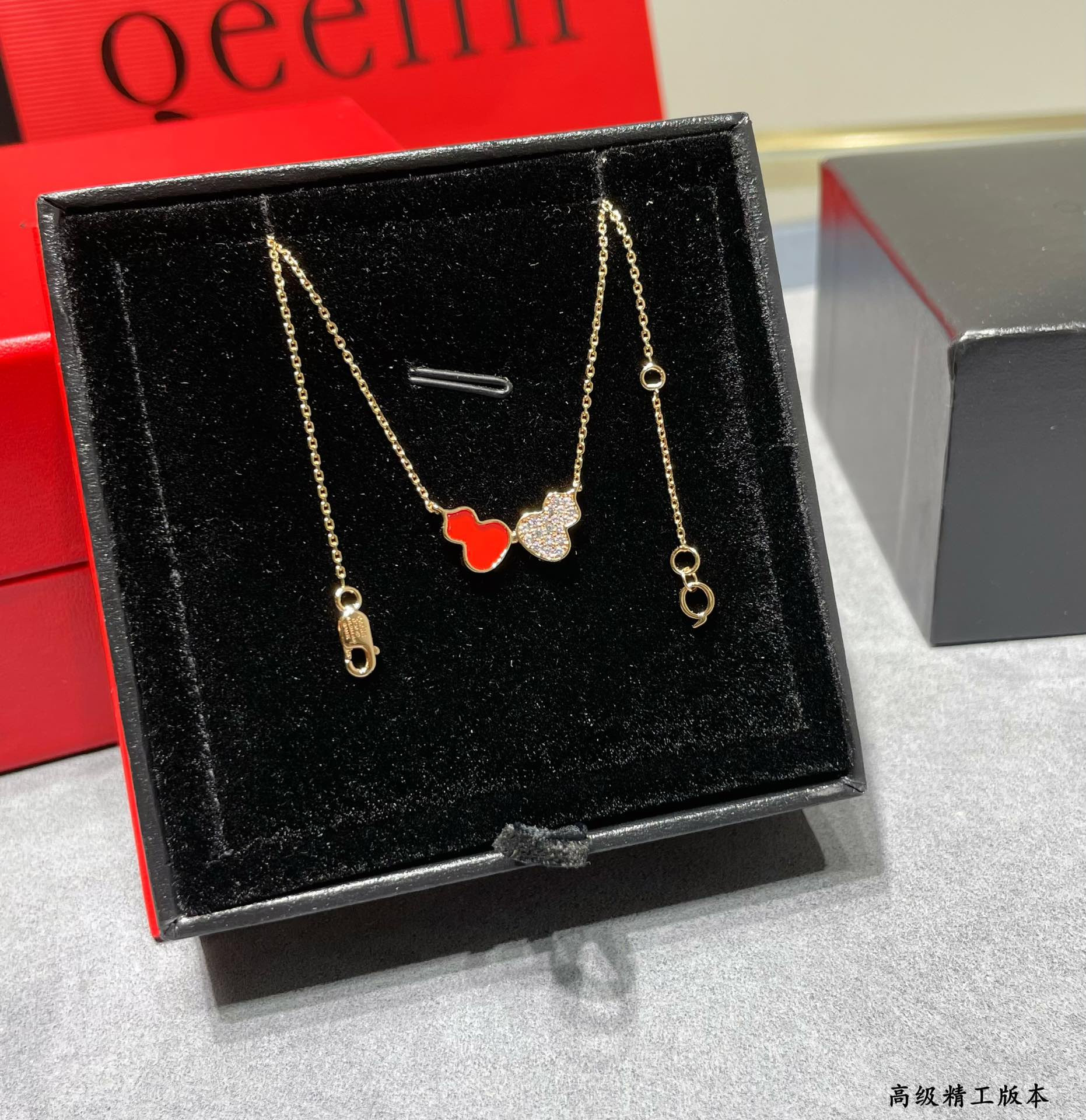 Qeelin Wulu Double Gourd Necklace